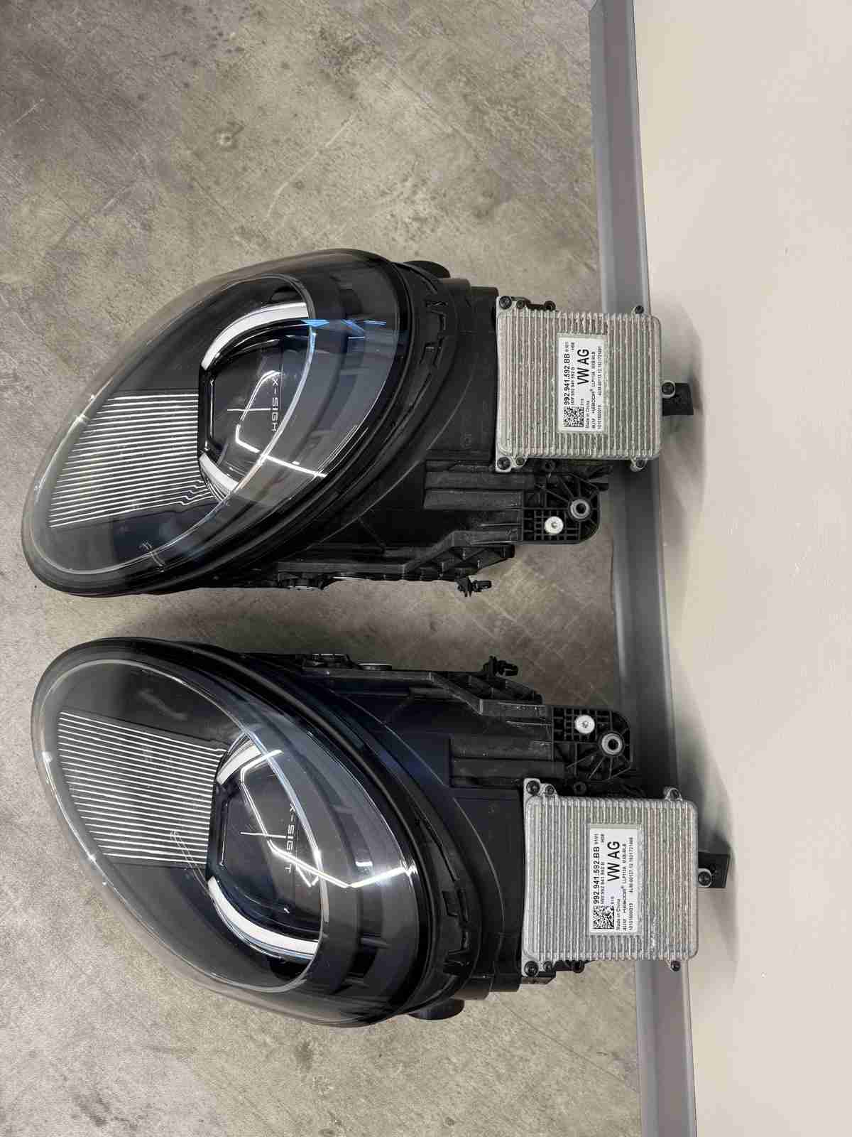 Фара правая Porsche 911 190226-106