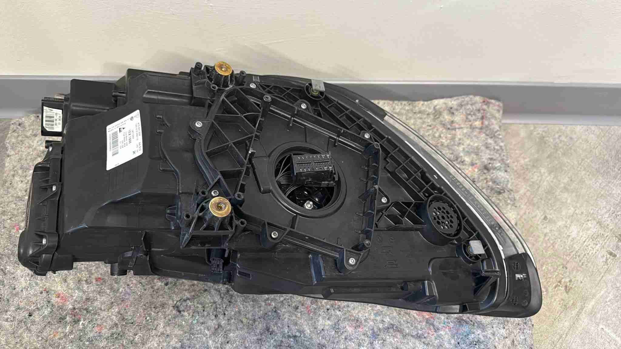 Фара правая Porsche Panamera 190226-109