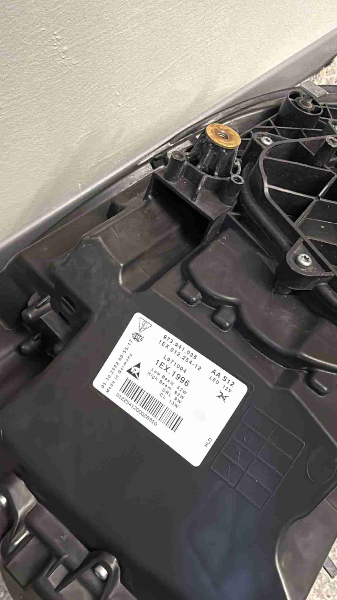 Фара правая Porsche Panamera 190226-109