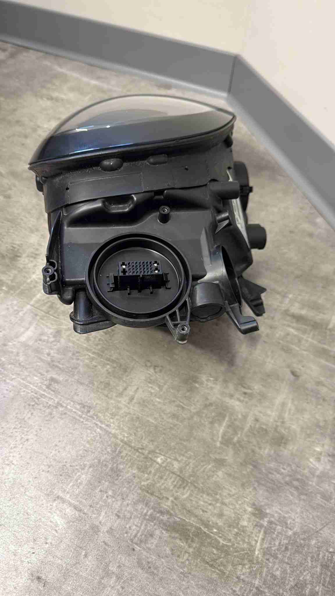 Фара левая Porsche Cayman 190226-112