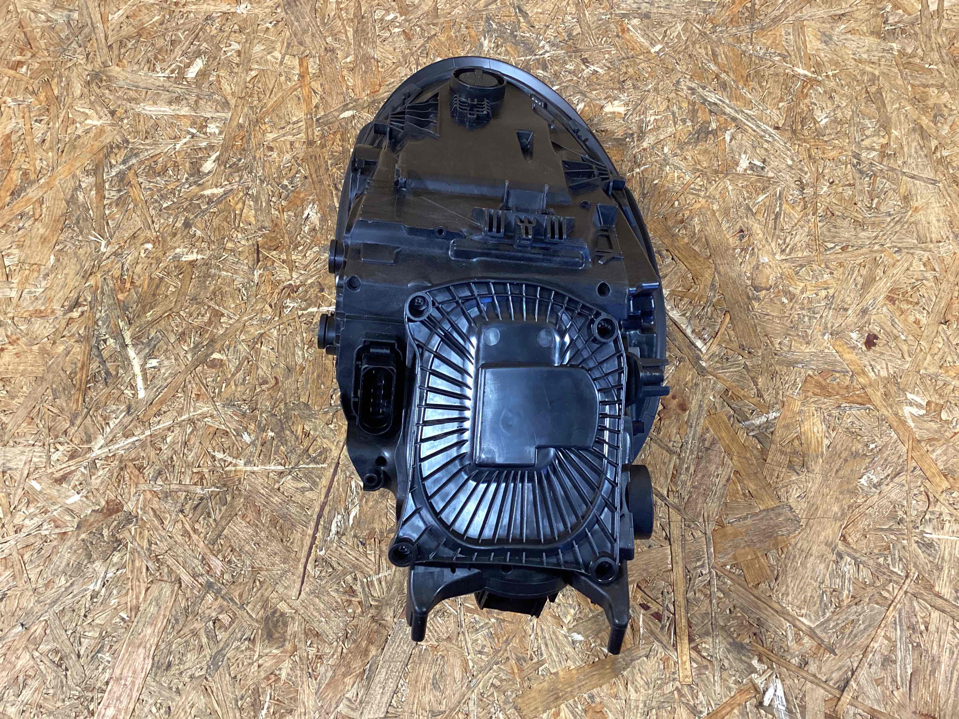 Фара левая Porsche 911 190226-117