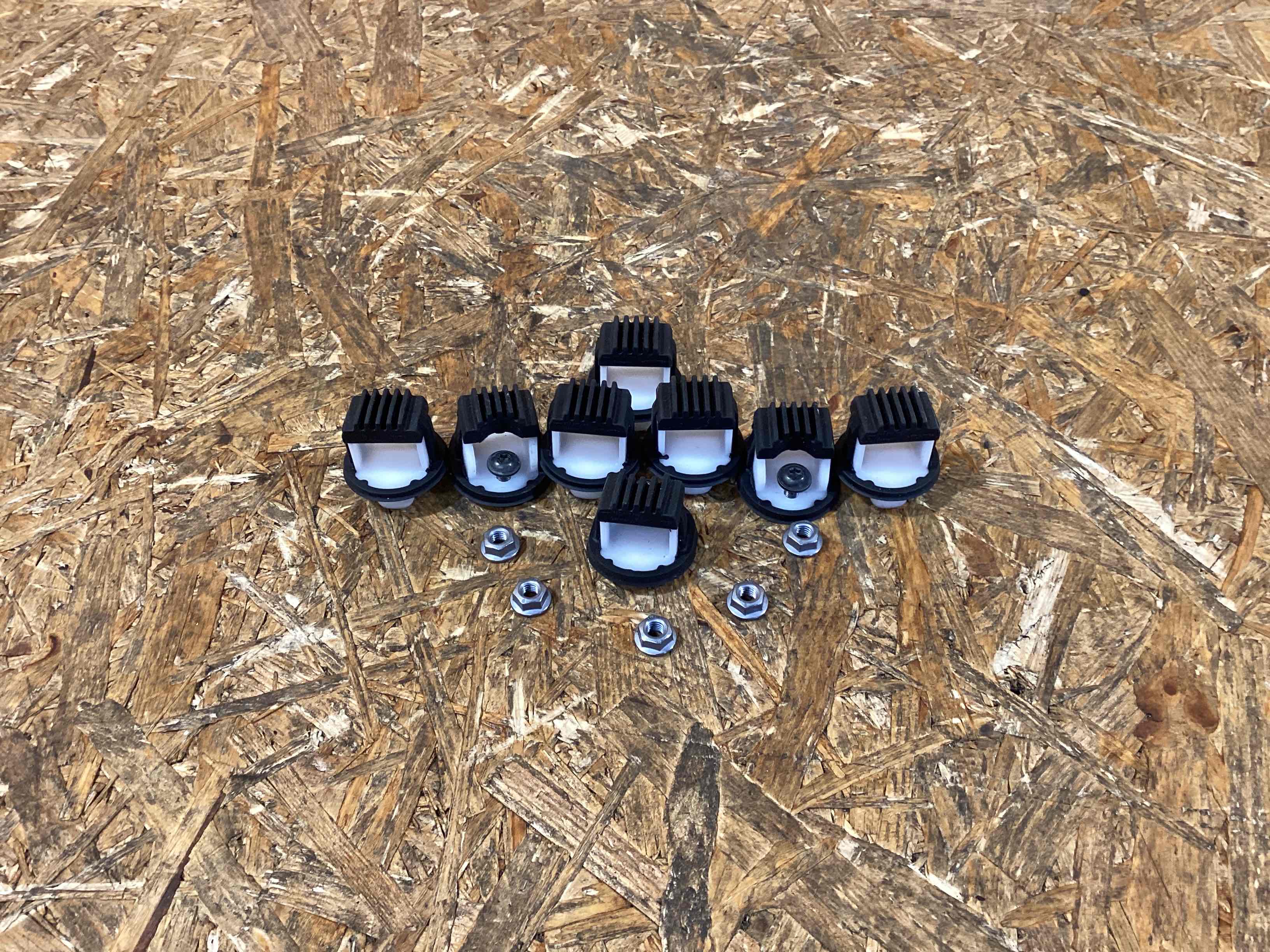 Молдинг двери передней левой Porsche 911 190226-126