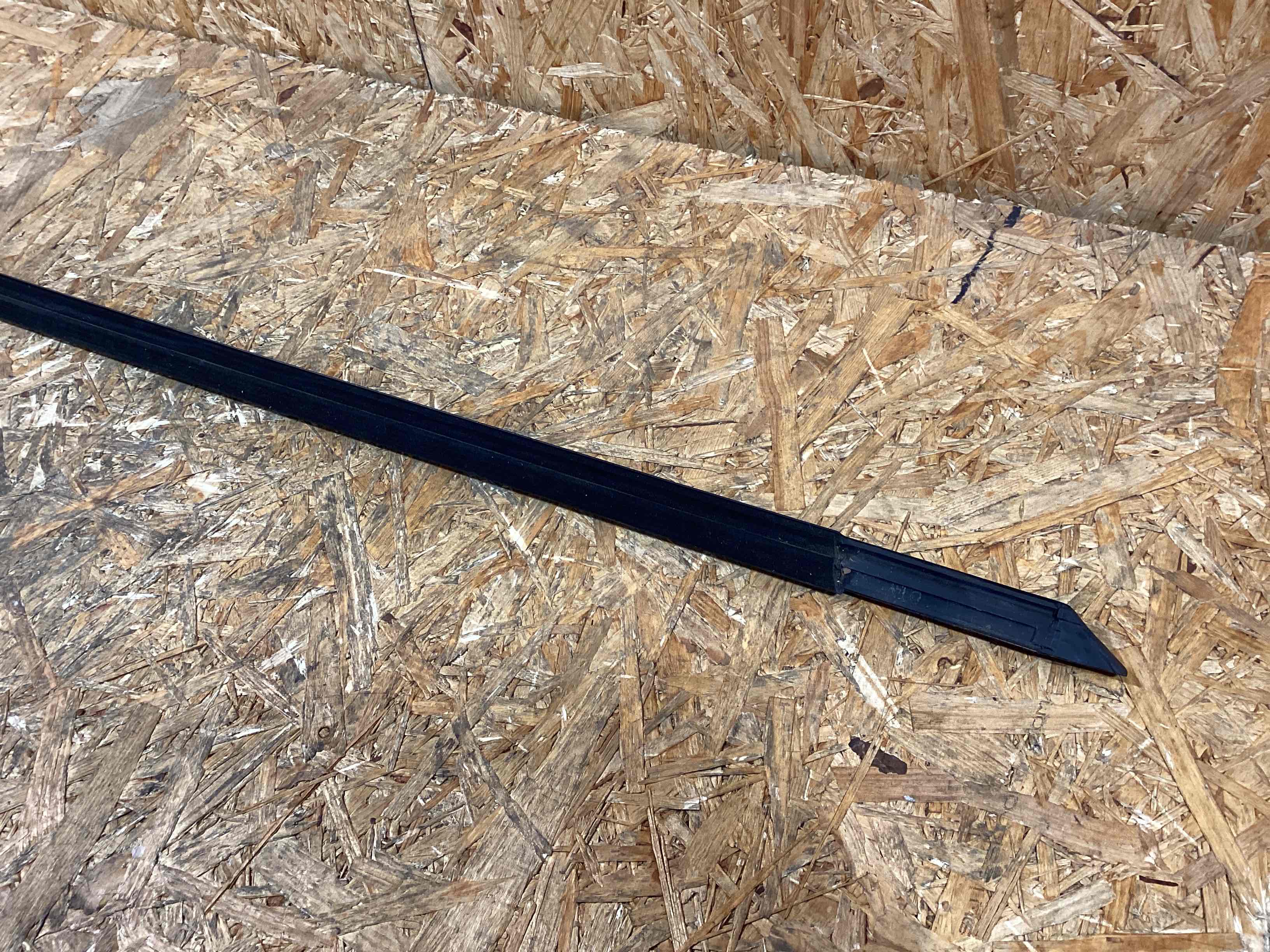 Молдинг двери передней левой Porsche 911 190226-130