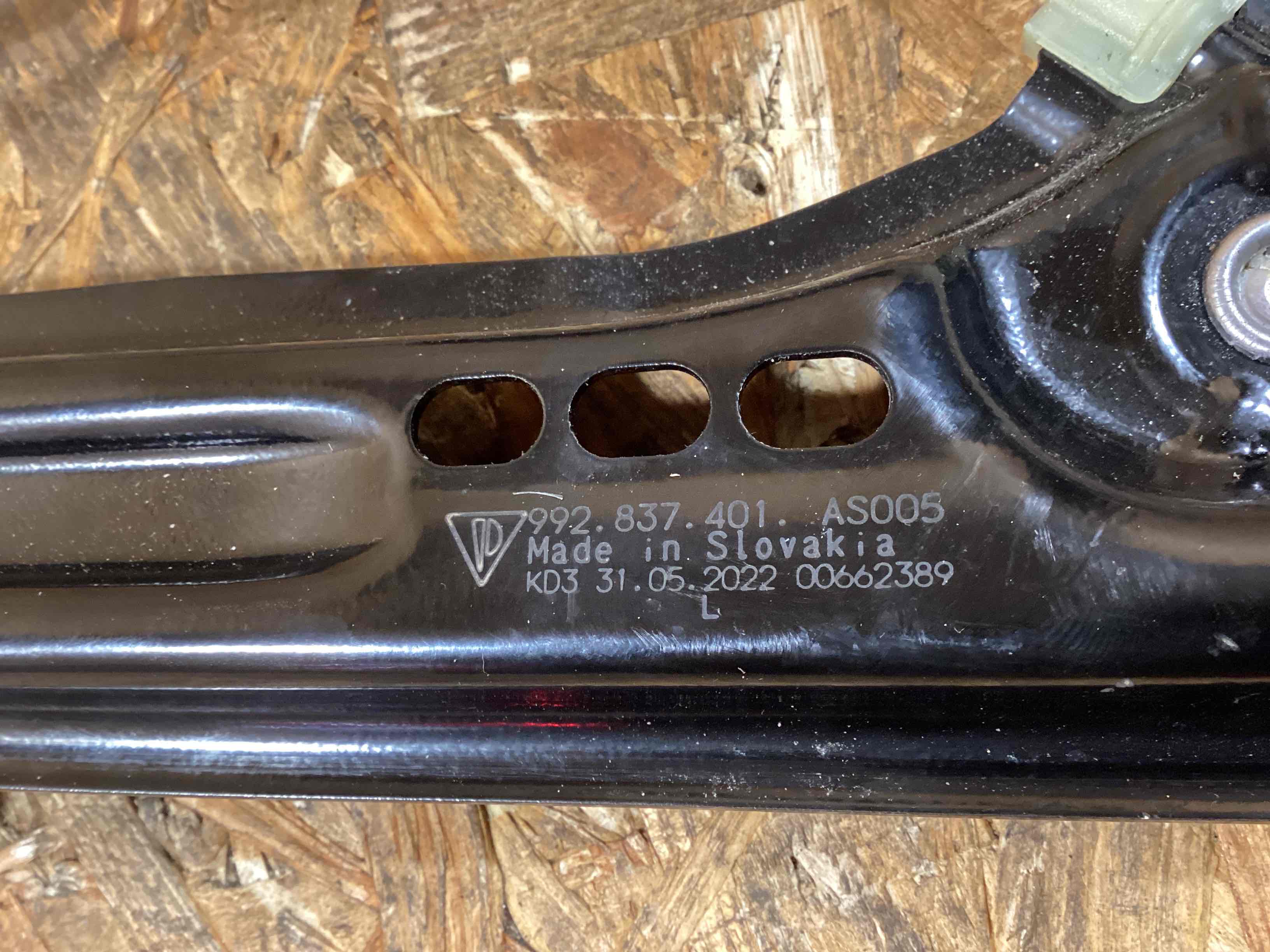 Стеклоподъемник передний левый Porsche 911 190226-133