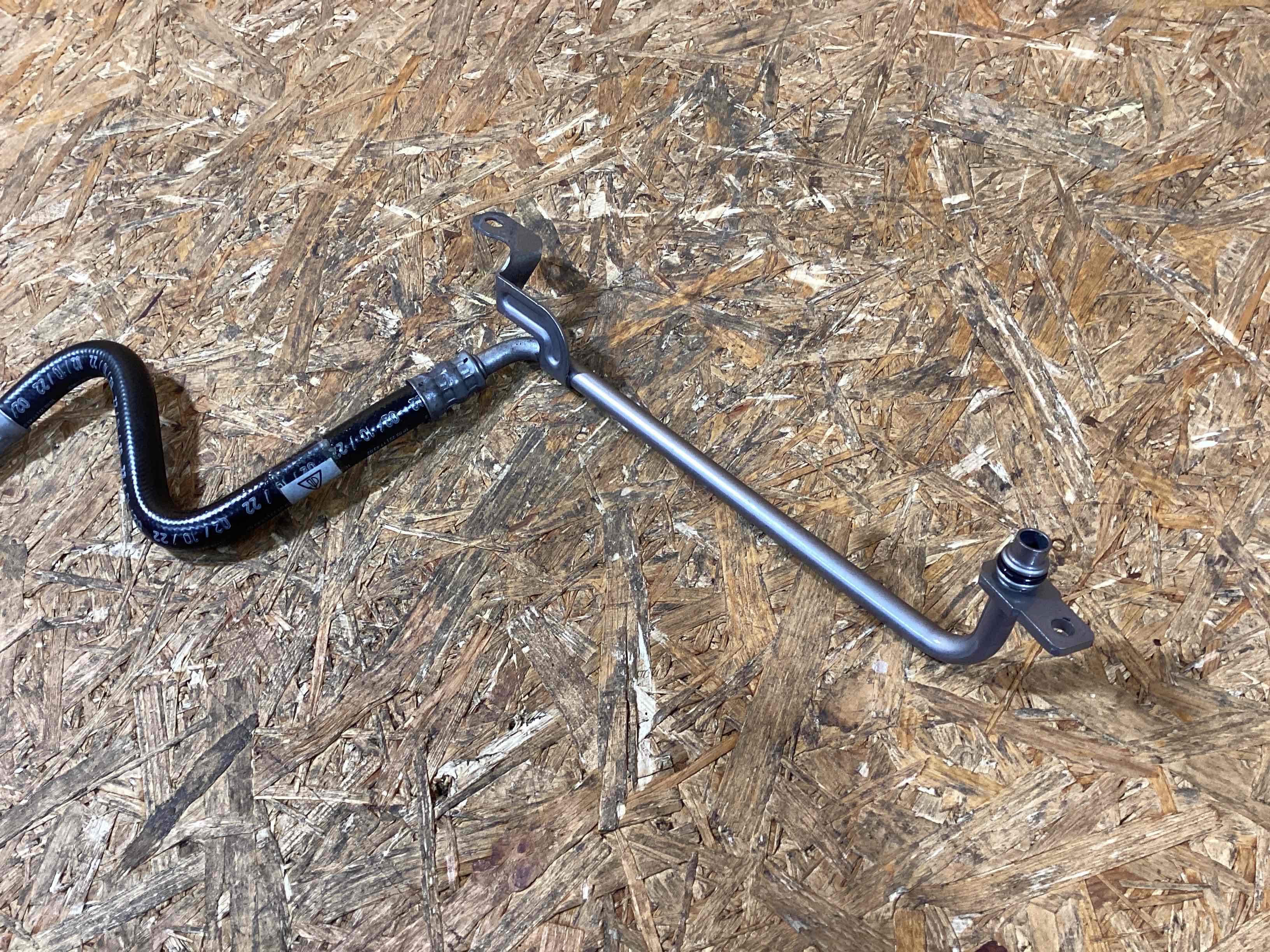 Патрубок Porsche Macan 190226-135