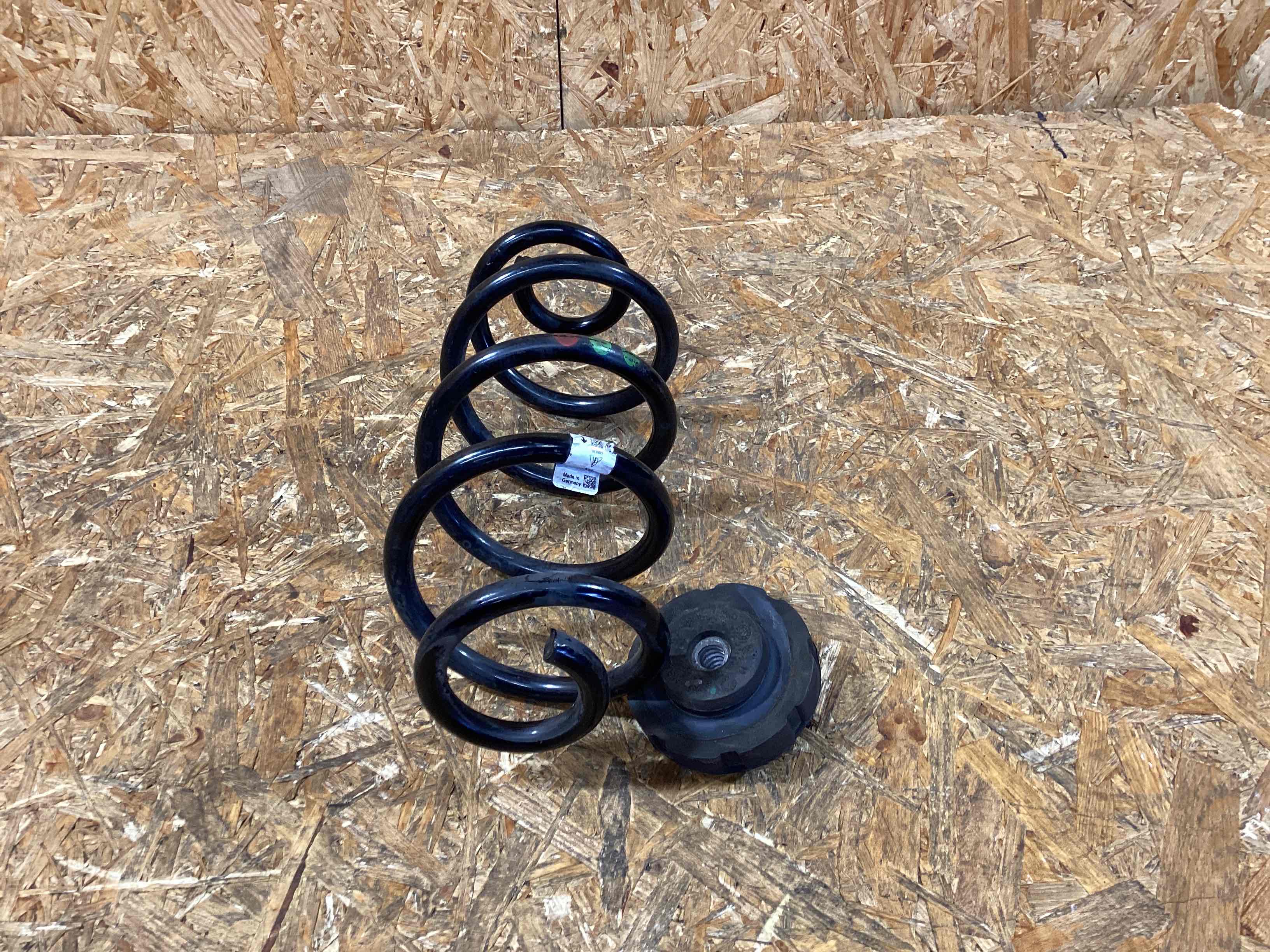 Пружина подвески Porsche Macan 190226-140