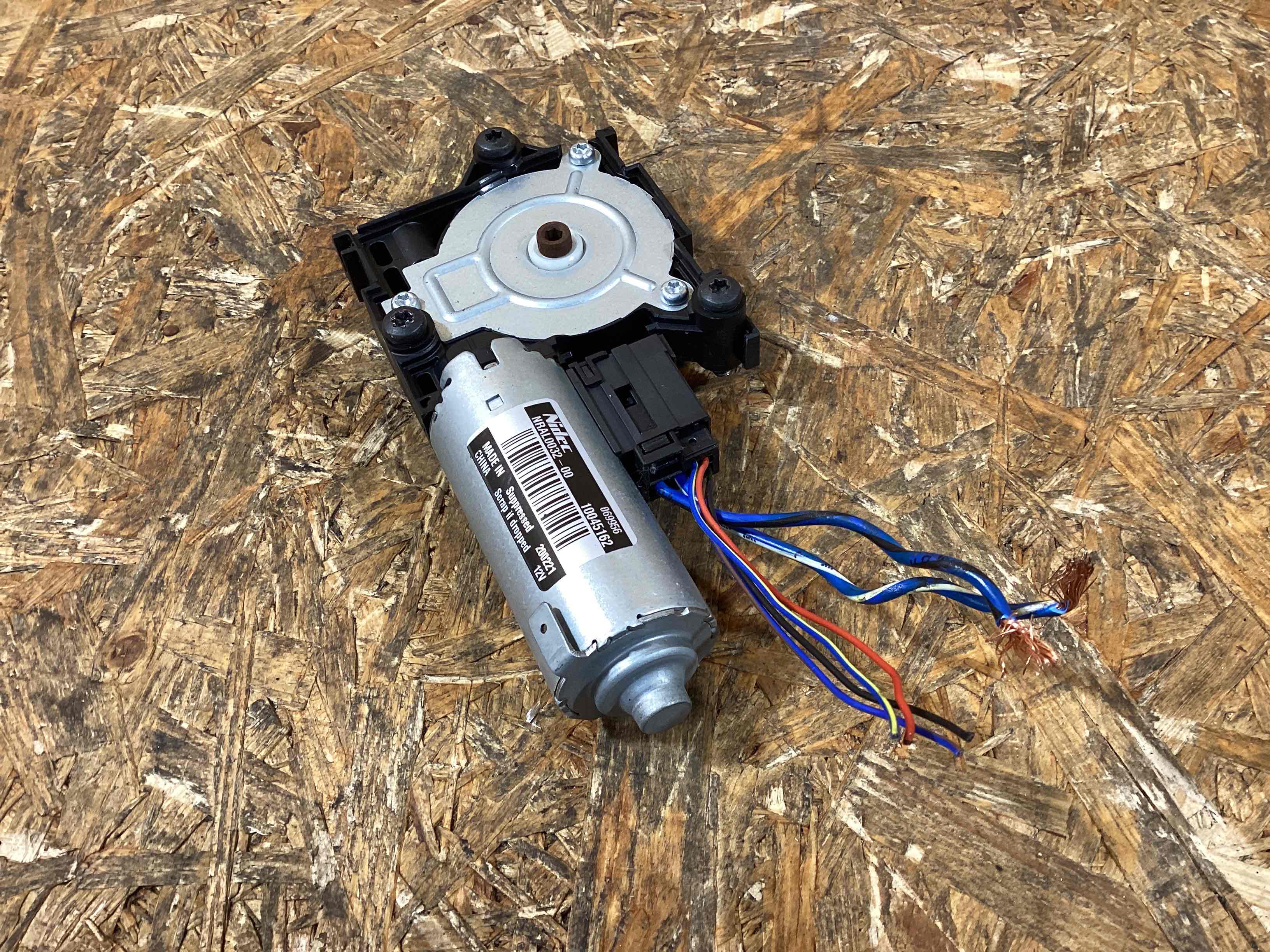 Моторчик стеклоподъемника Porsche Panamera 190226-144