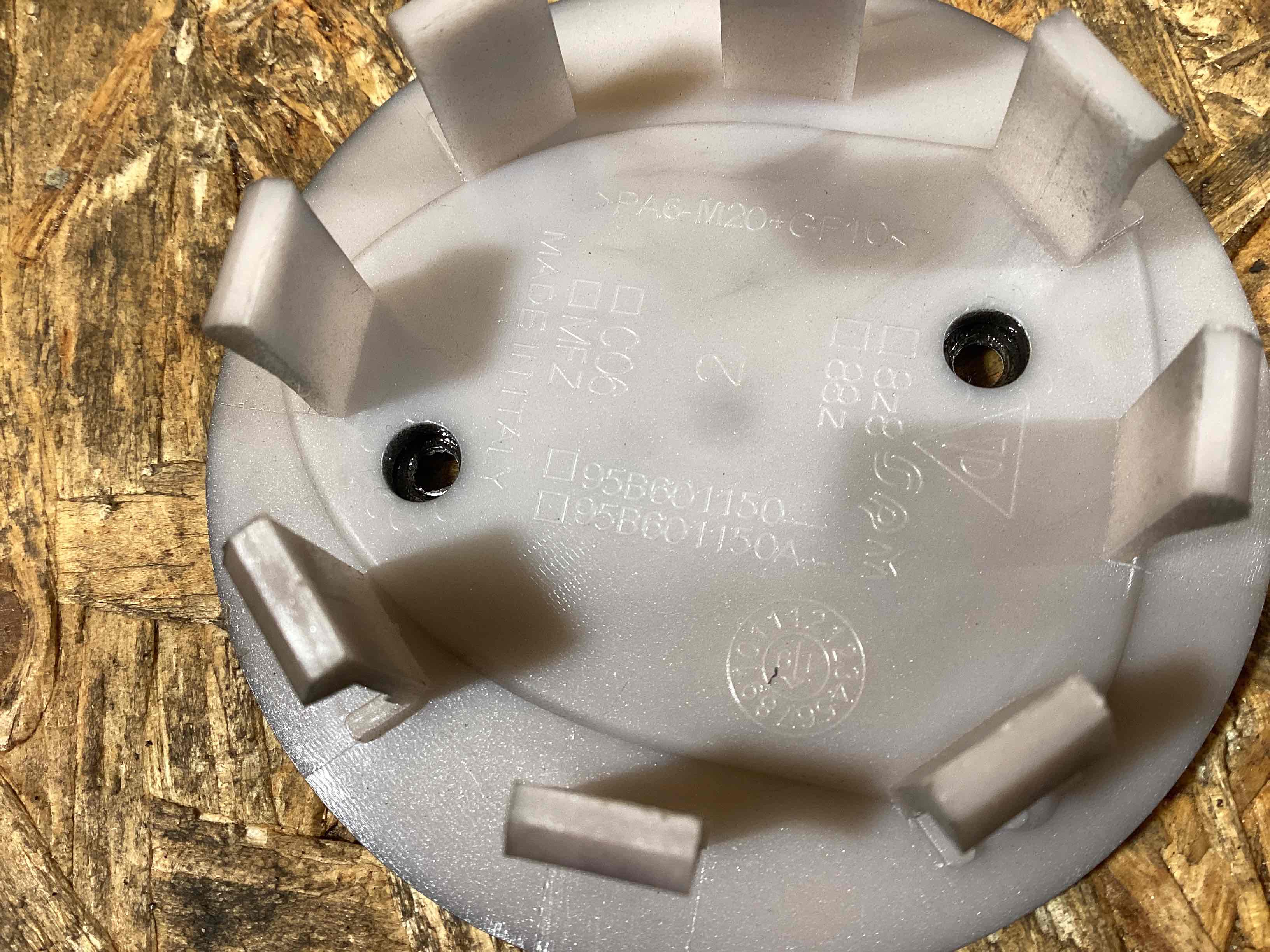 Накладка, колпак на диск Porsche Macan 190226-145