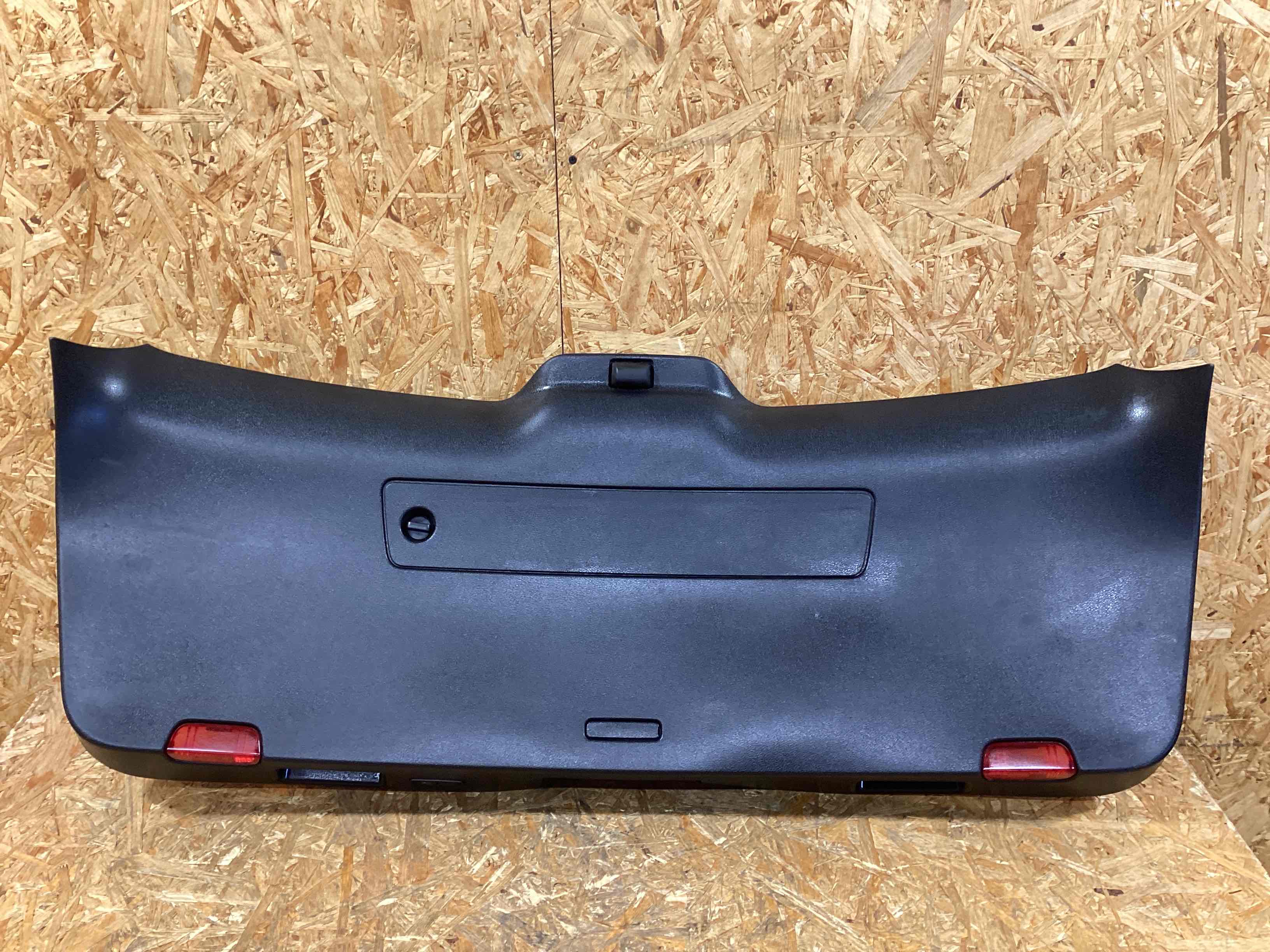 Элемент отделки салона, багажника Porsche Macan 190226-146