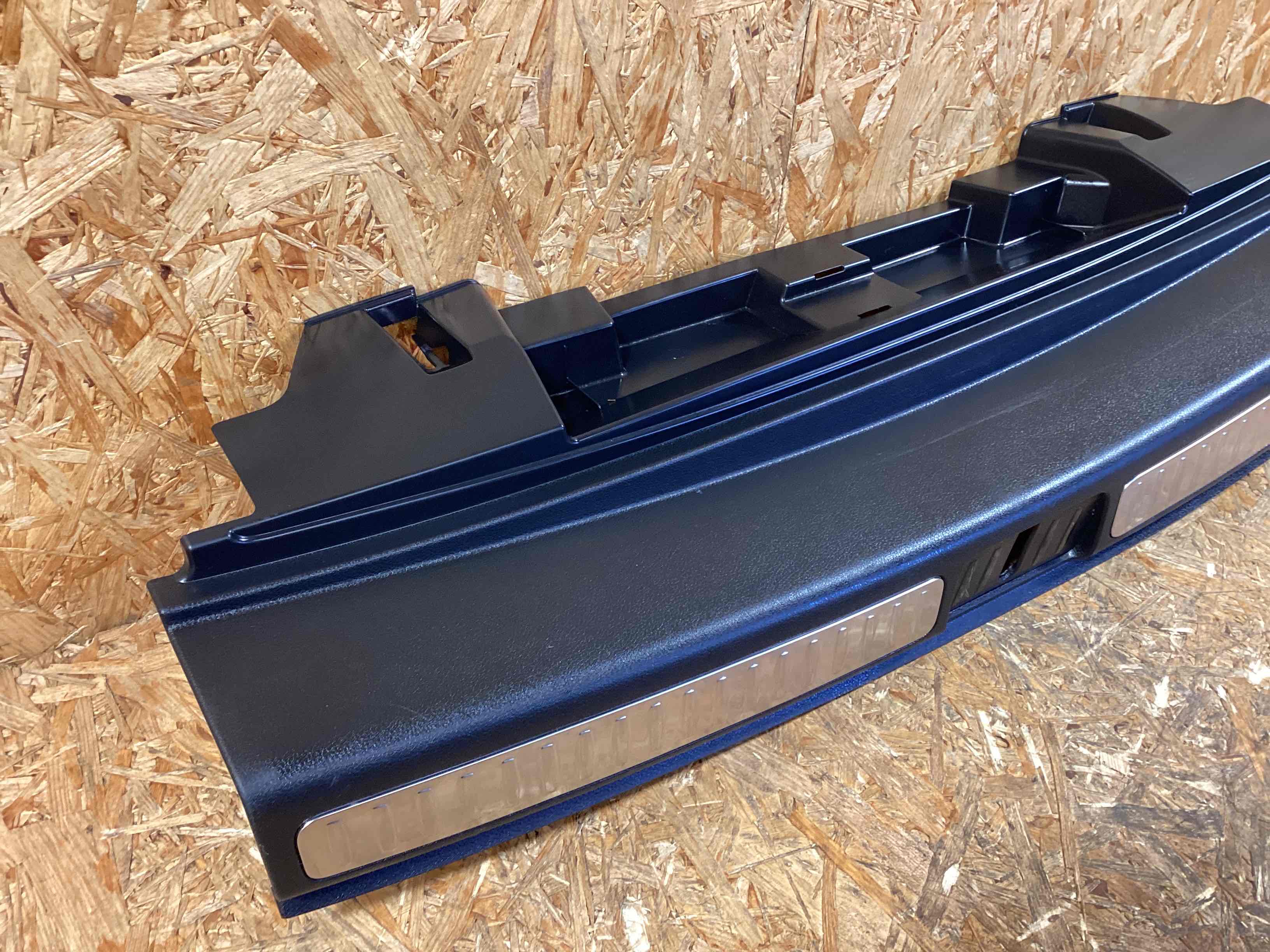 Элемент отделки салона, багажника Porsche Macan 190226-147