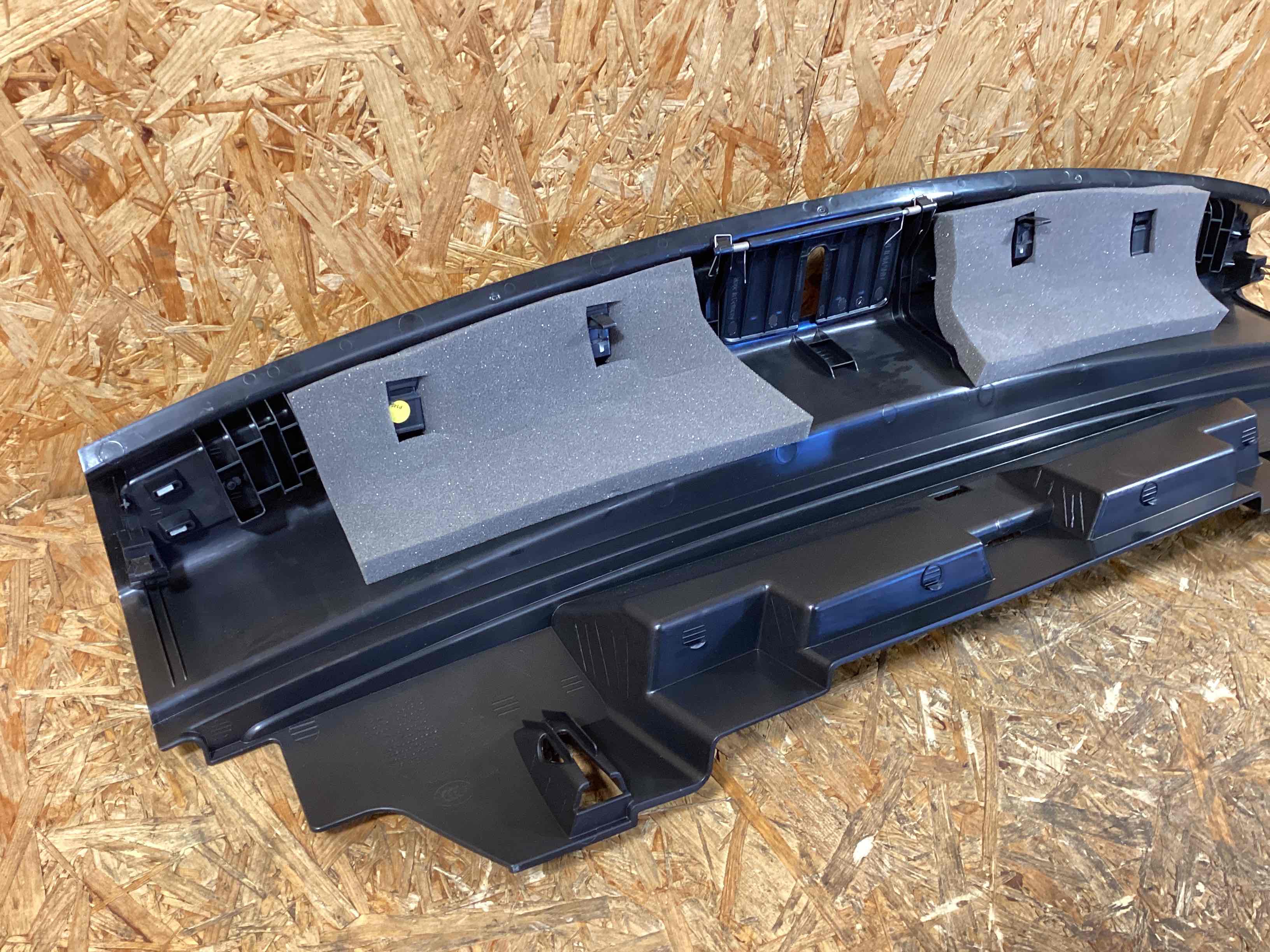 Элемент отделки салона, багажника Porsche Macan 190226-147