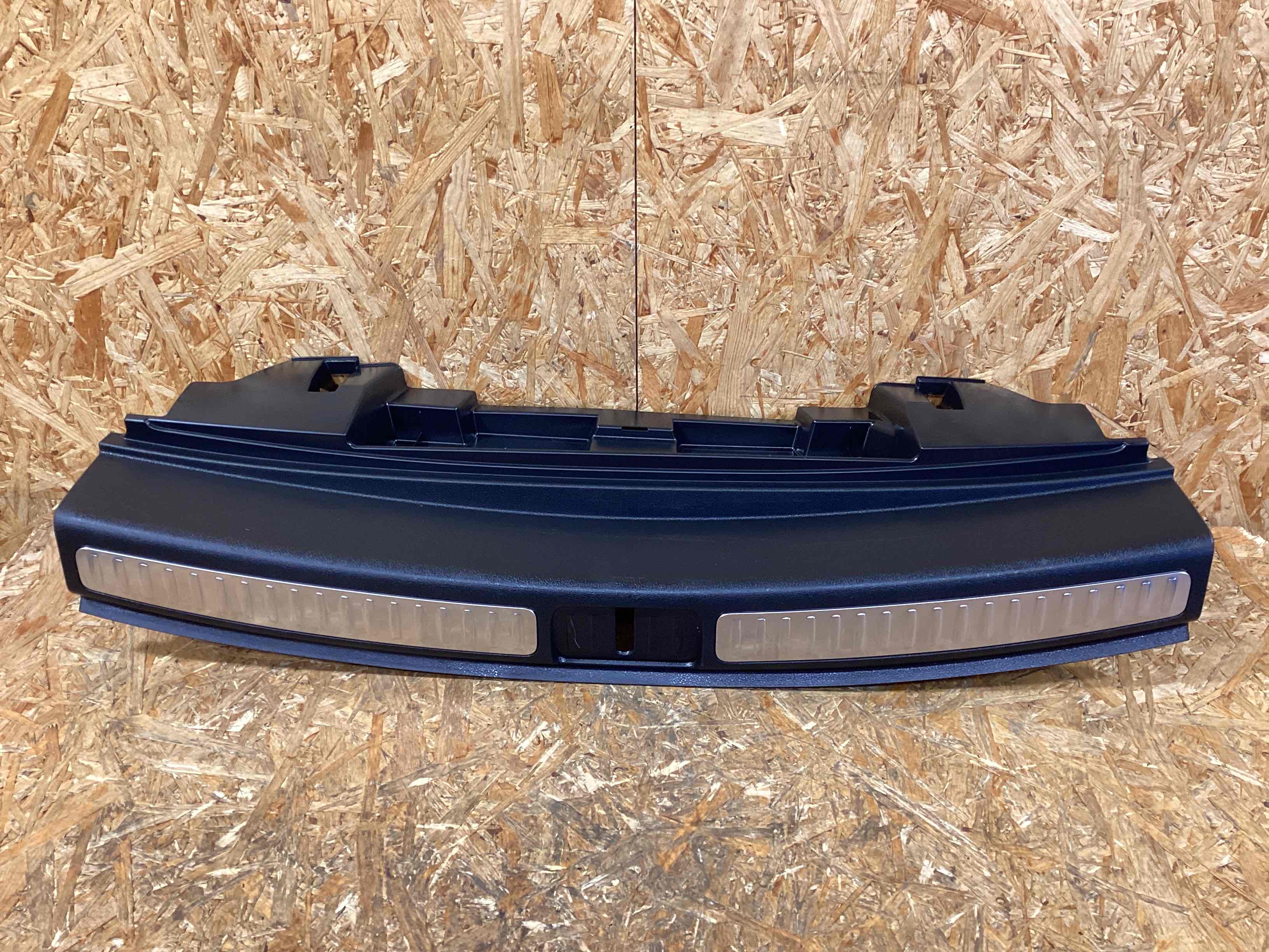 Элемент отделки салона, багажника Porsche Macan 190226-147