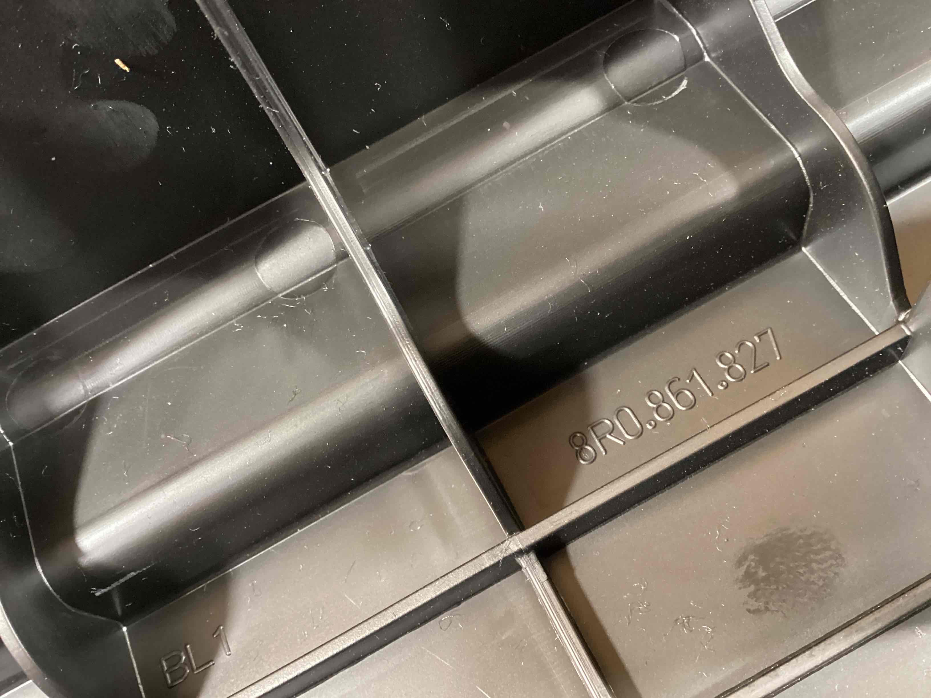 Элемент отделки салона, багажника Porsche Macan 190226-148