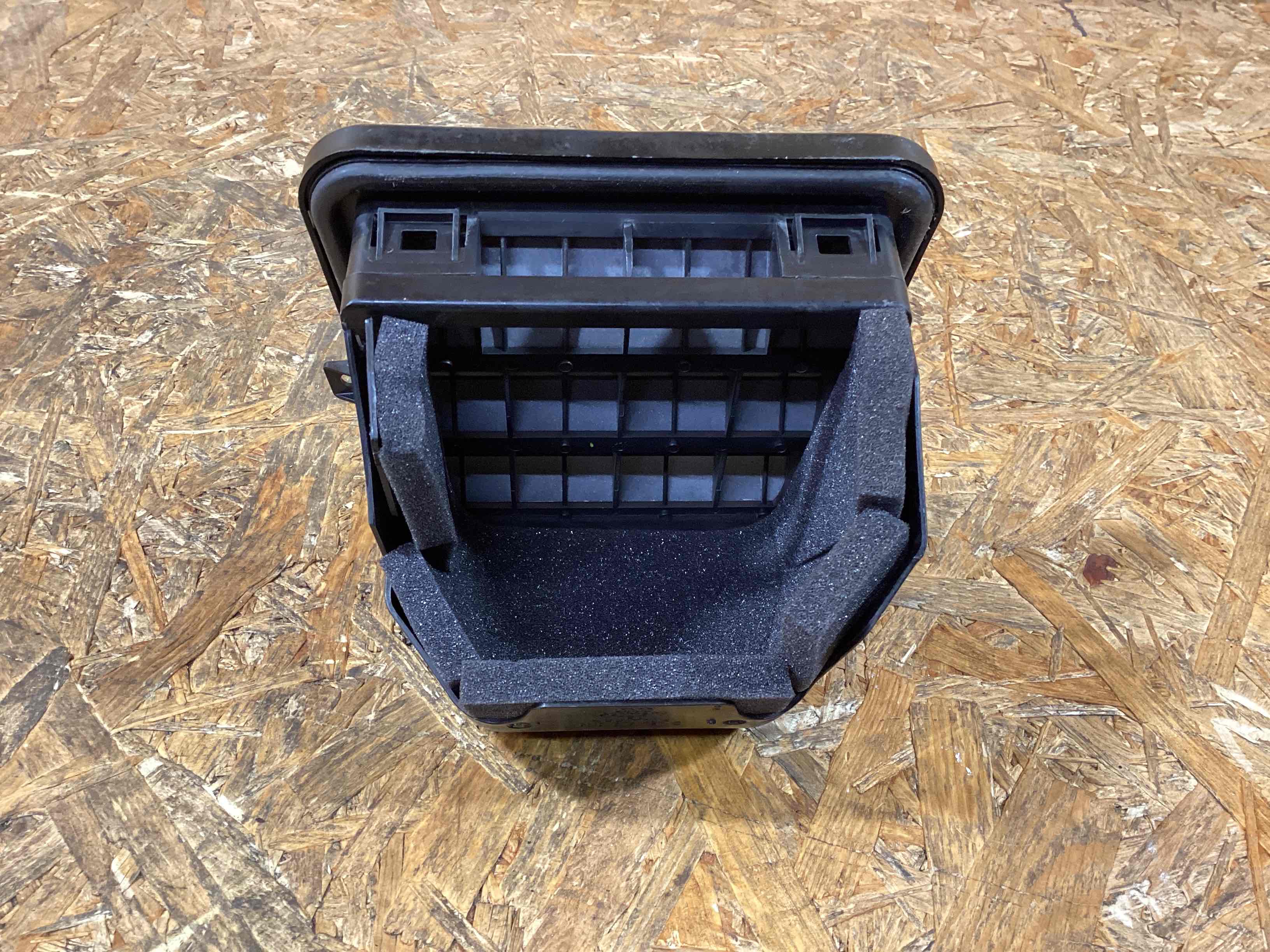 Воздуховод Porsche Macan 190226-154