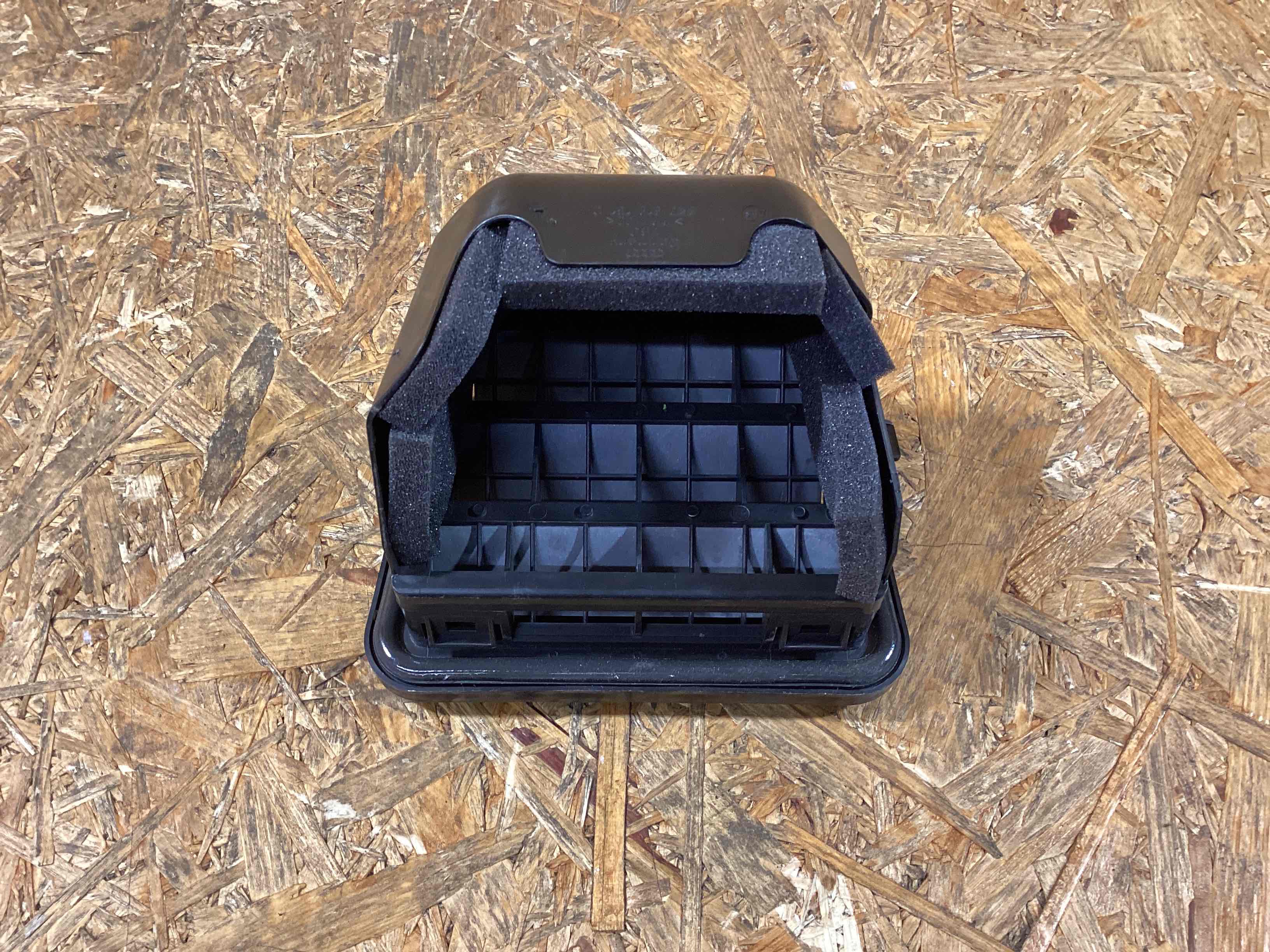 Воздуховод Porsche Macan 190226-155