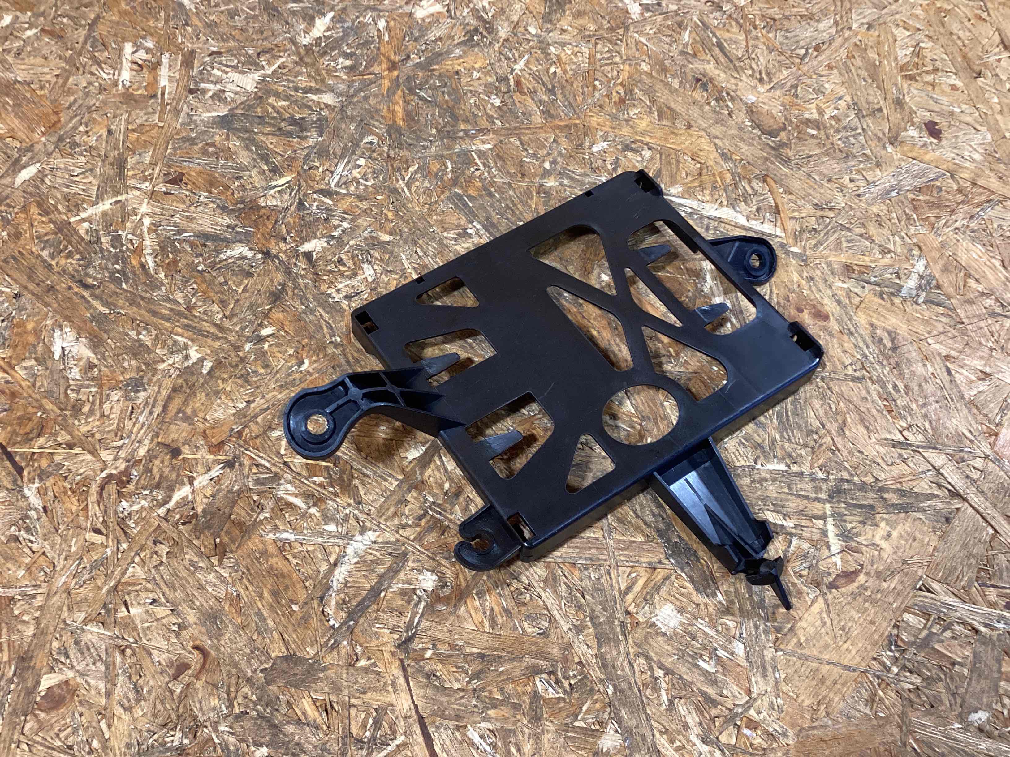 Крепление, кронштейн Porsche Macan 190226-160