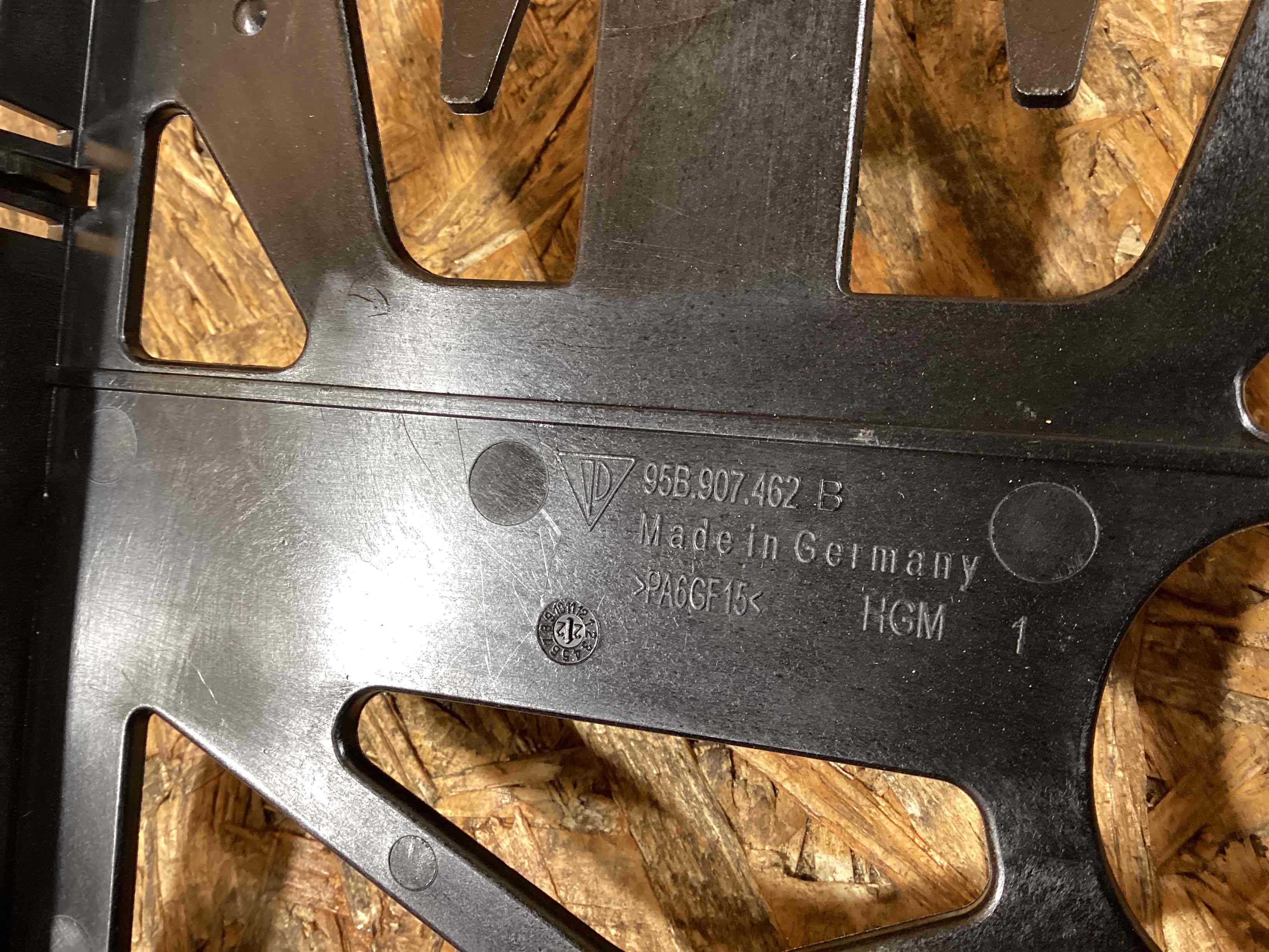 Крепление, кронштейн Porsche Macan 190226-160