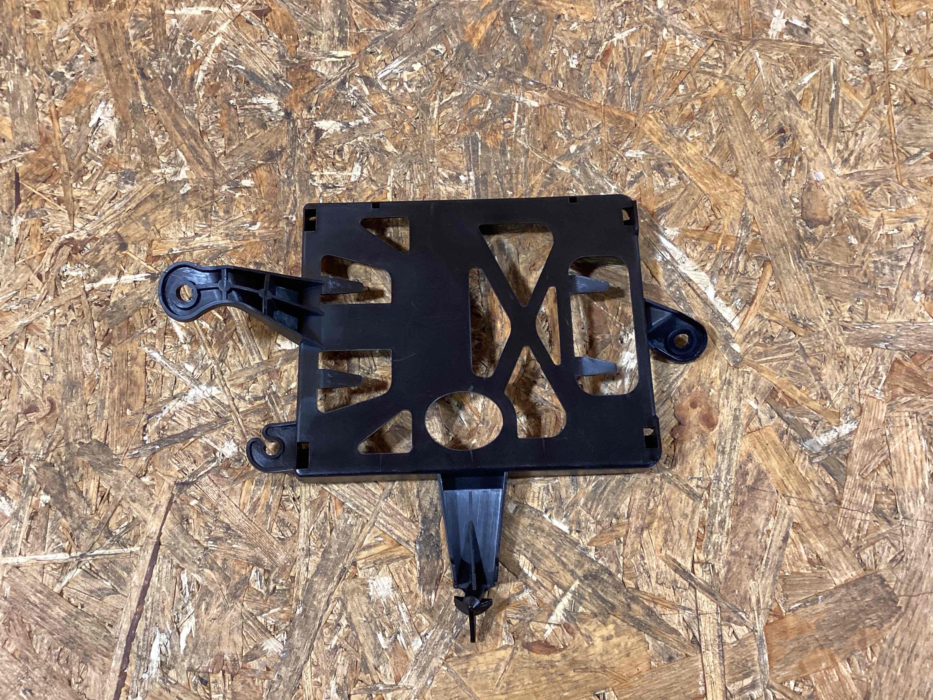 Крепление, кронштейн Porsche Macan 190226-160