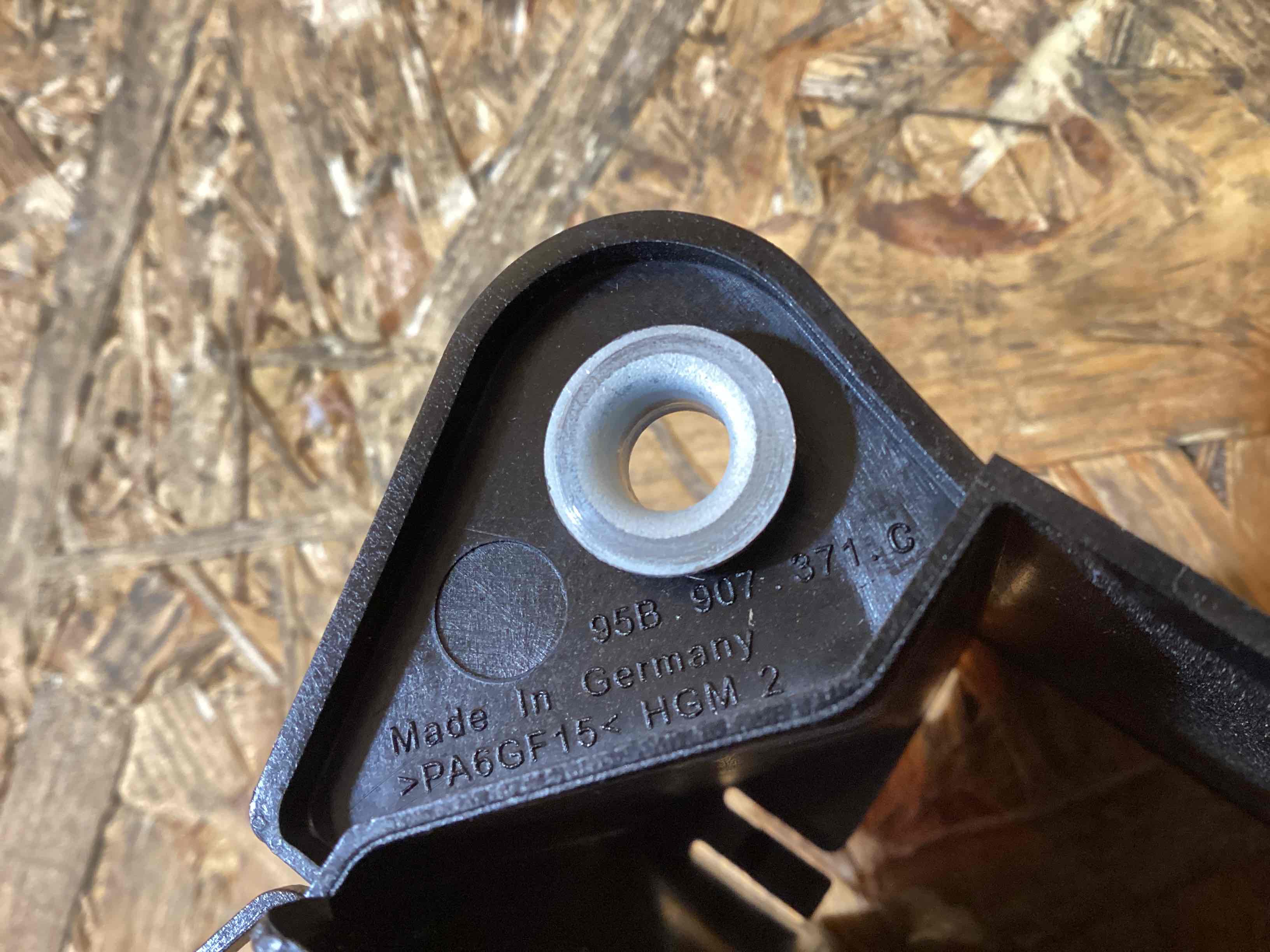 Крепление, кронштейн Porsche Macan 190226-163