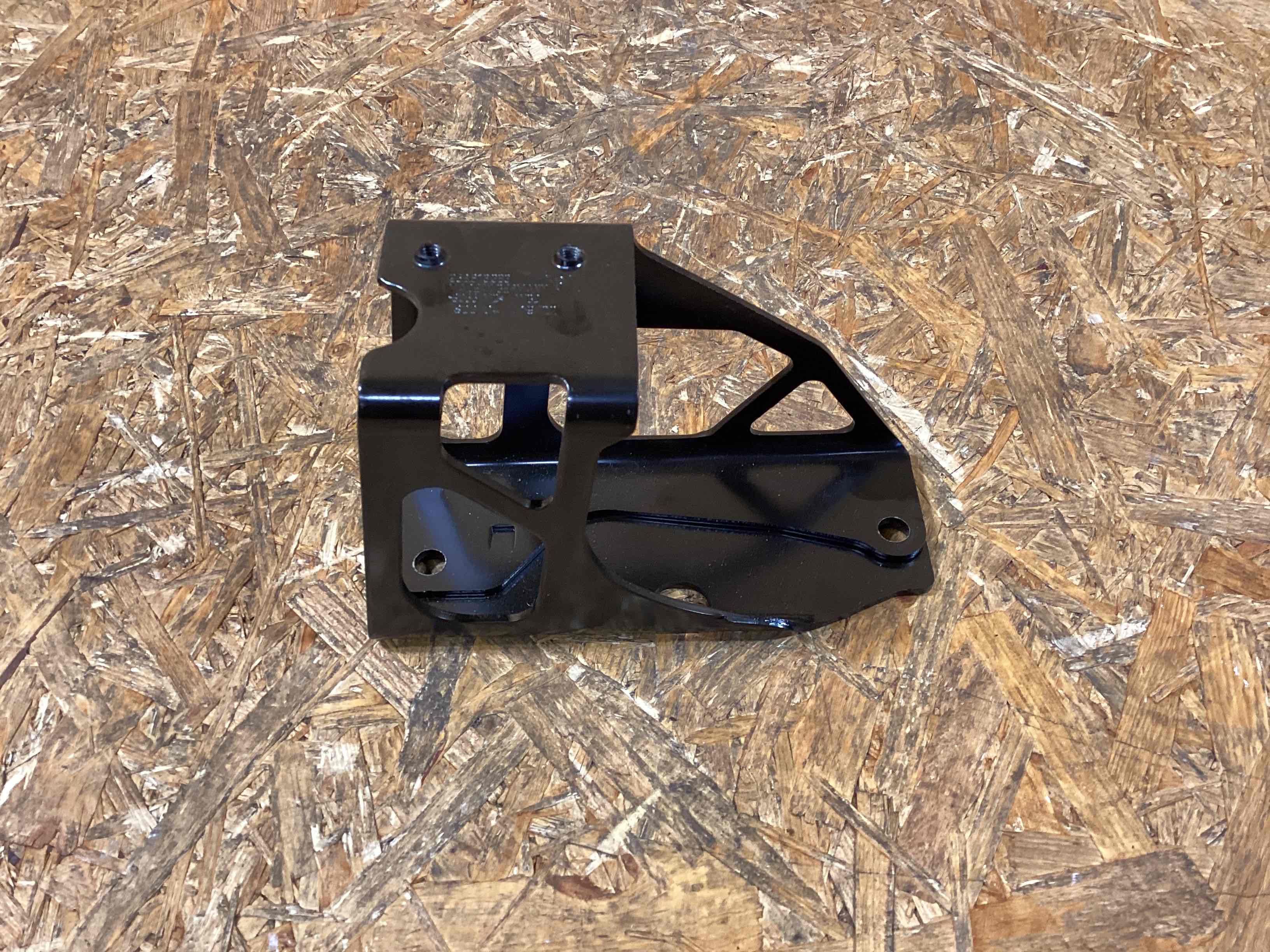 Крепление, кронштейн Porsche Macan 190226-168