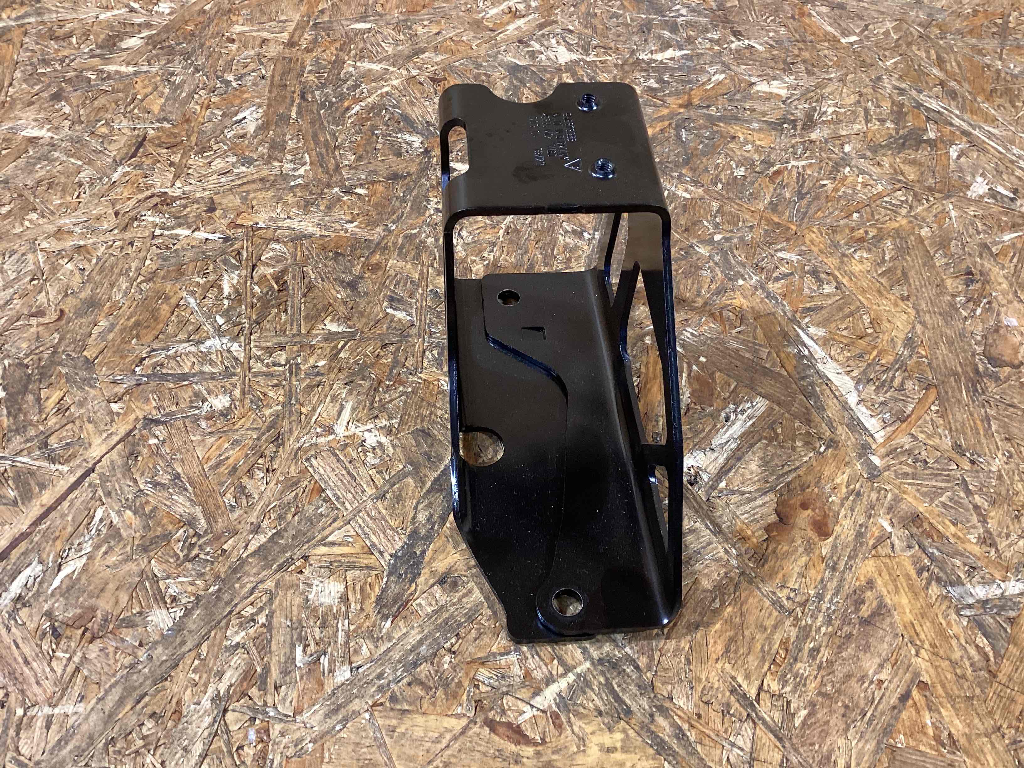 Крепление, кронштейн Porsche Macan 190226-168