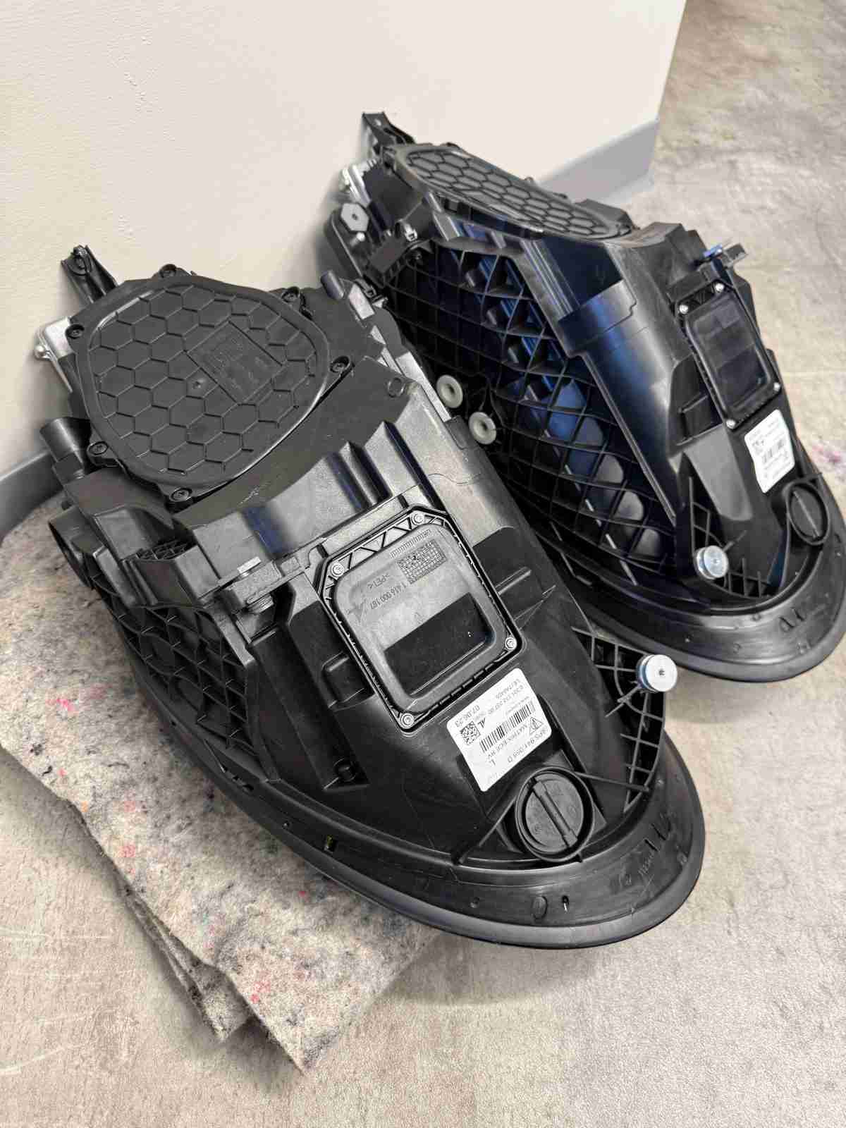 Фара правая Porsche 911 190226-171