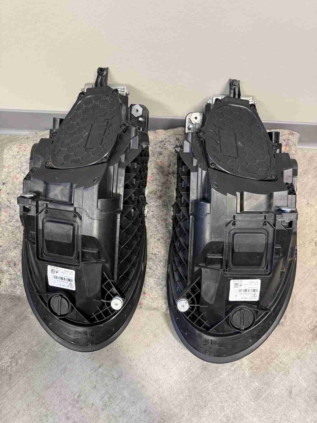 Фара правая Porsche 911 190226-173