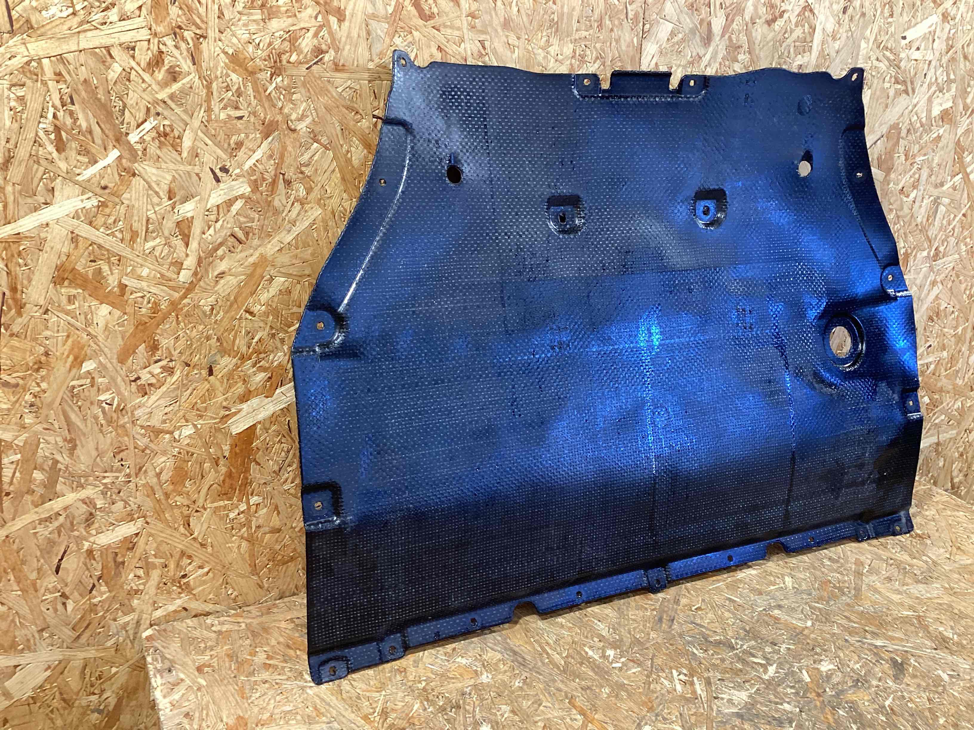 Защита двигателя Porsche Cayenne 190326-103