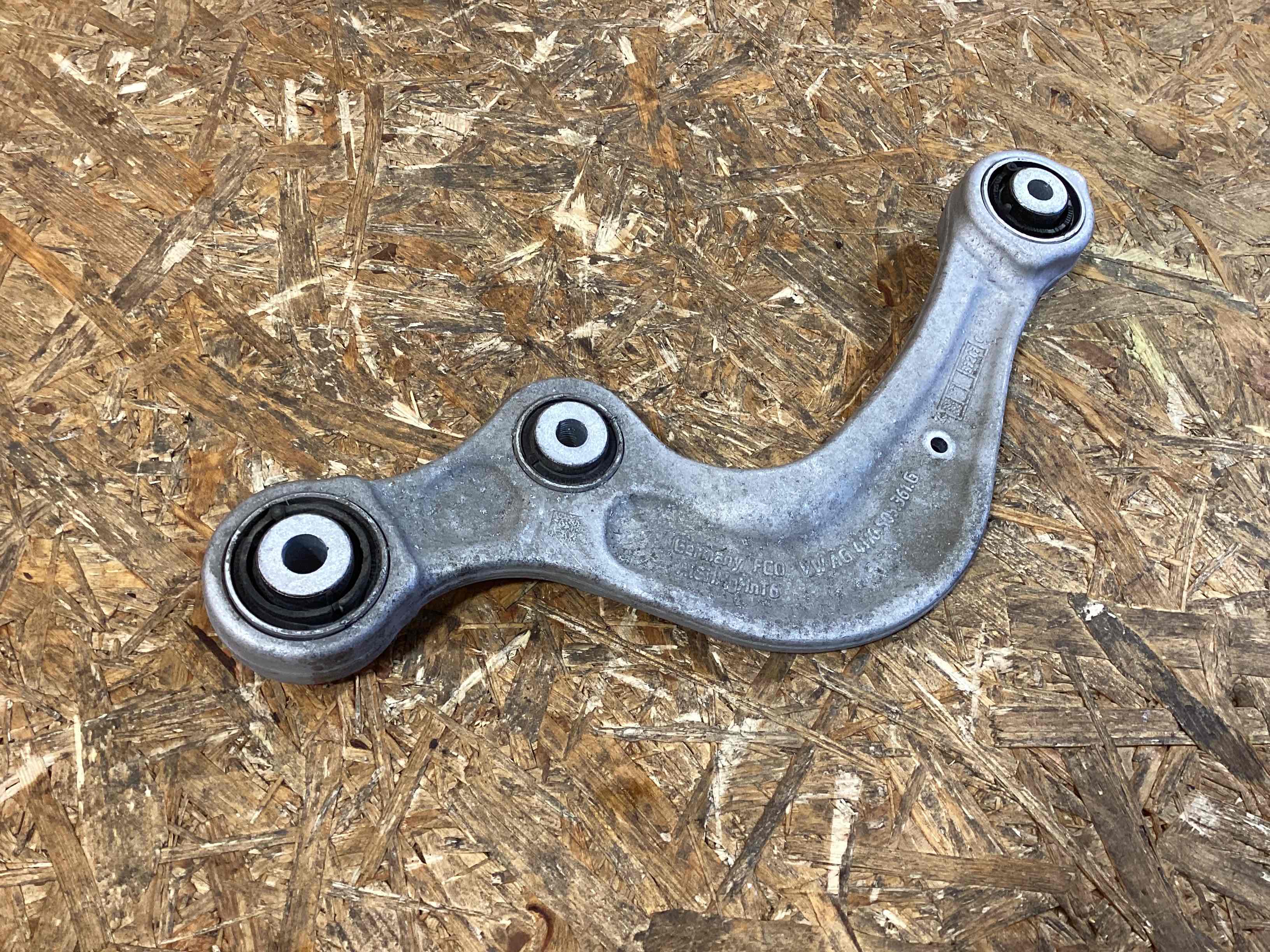 Рычаг подвески Porsche Cayenne 190326-104