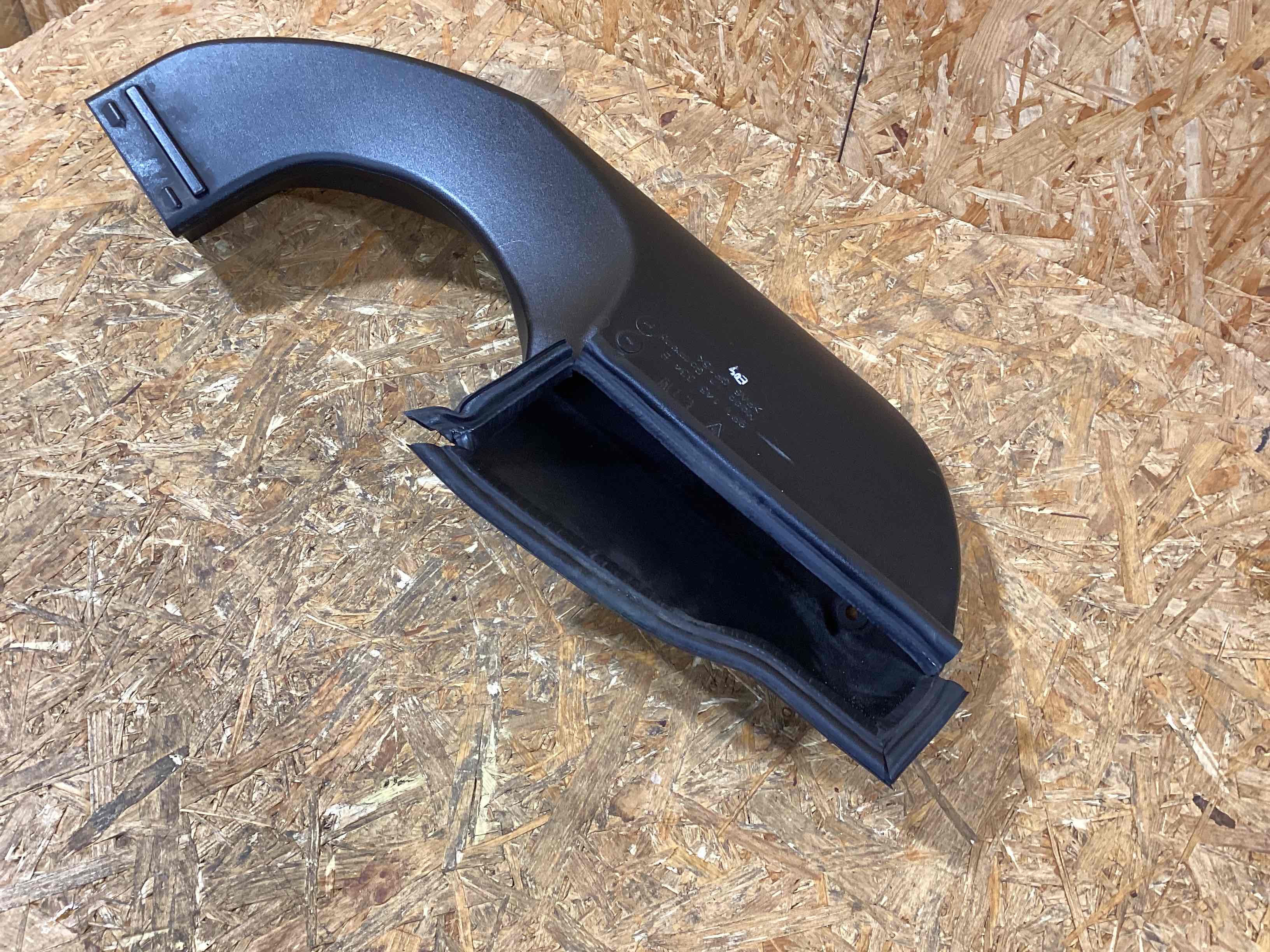 Воздуховод Porsche 911 190326-105