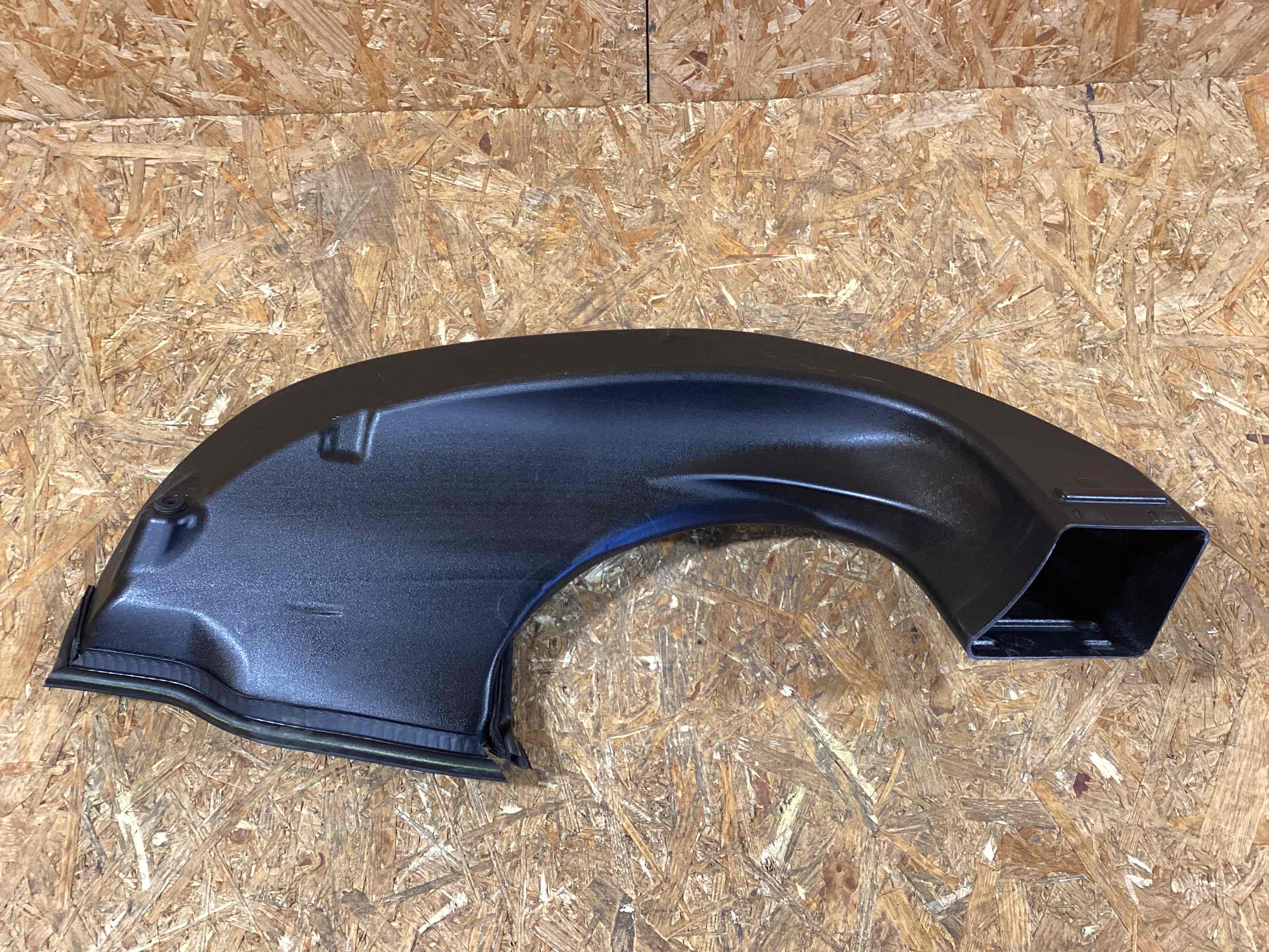 Воздуховод Porsche 911 190326-105