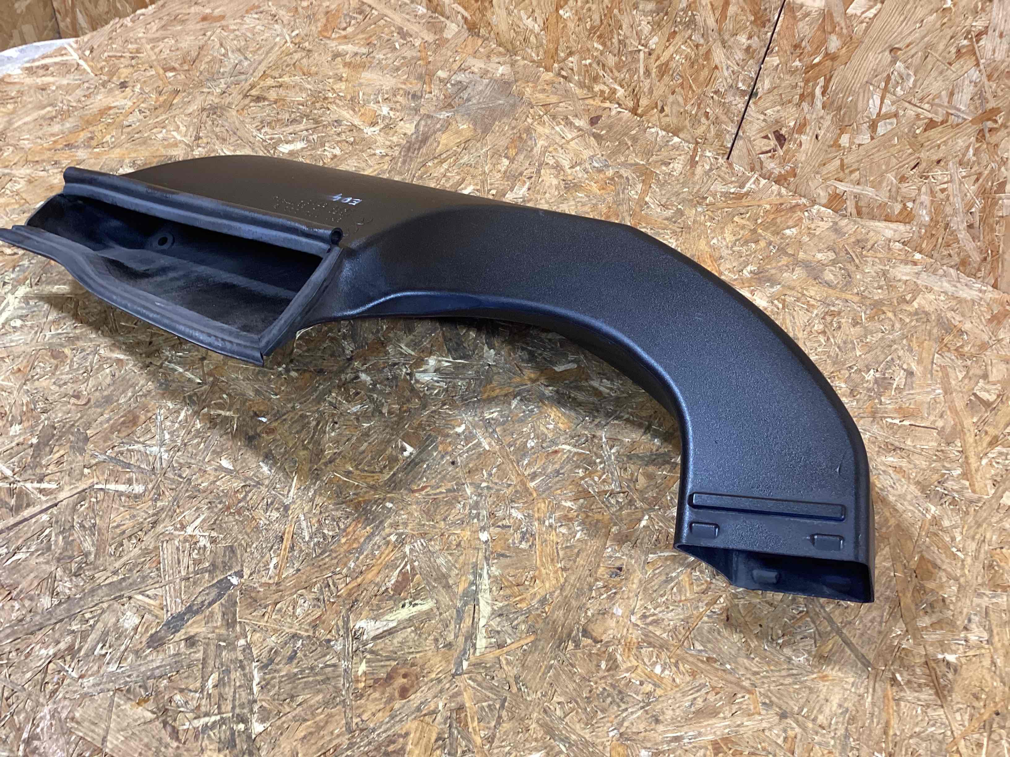 Воздуховод Porsche 911 190326-106