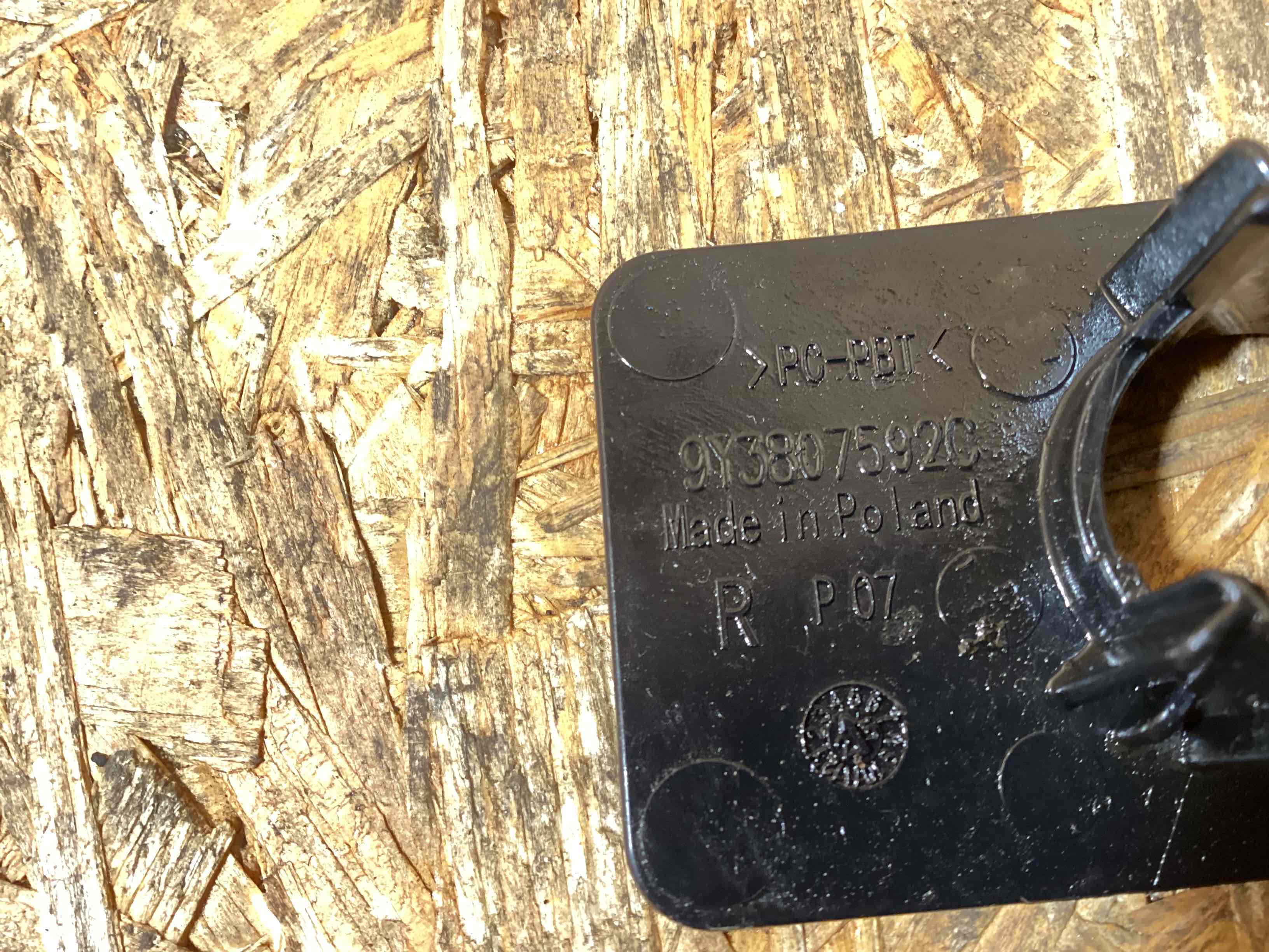 Датчик парктроника, крепление, корпус Porsche Cayenne 190326-115