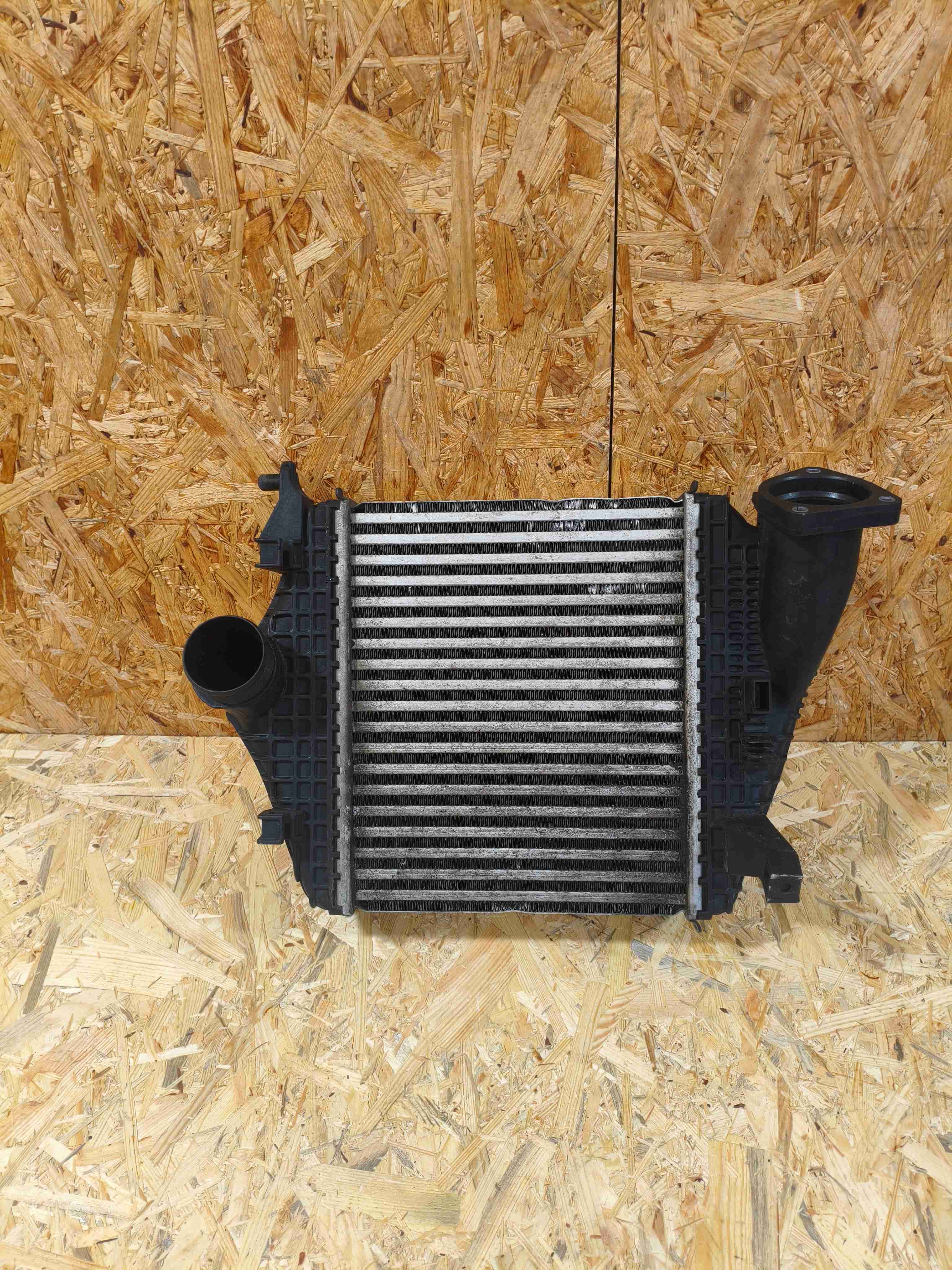 Интеркулер Porsche Cayenne 190326-116