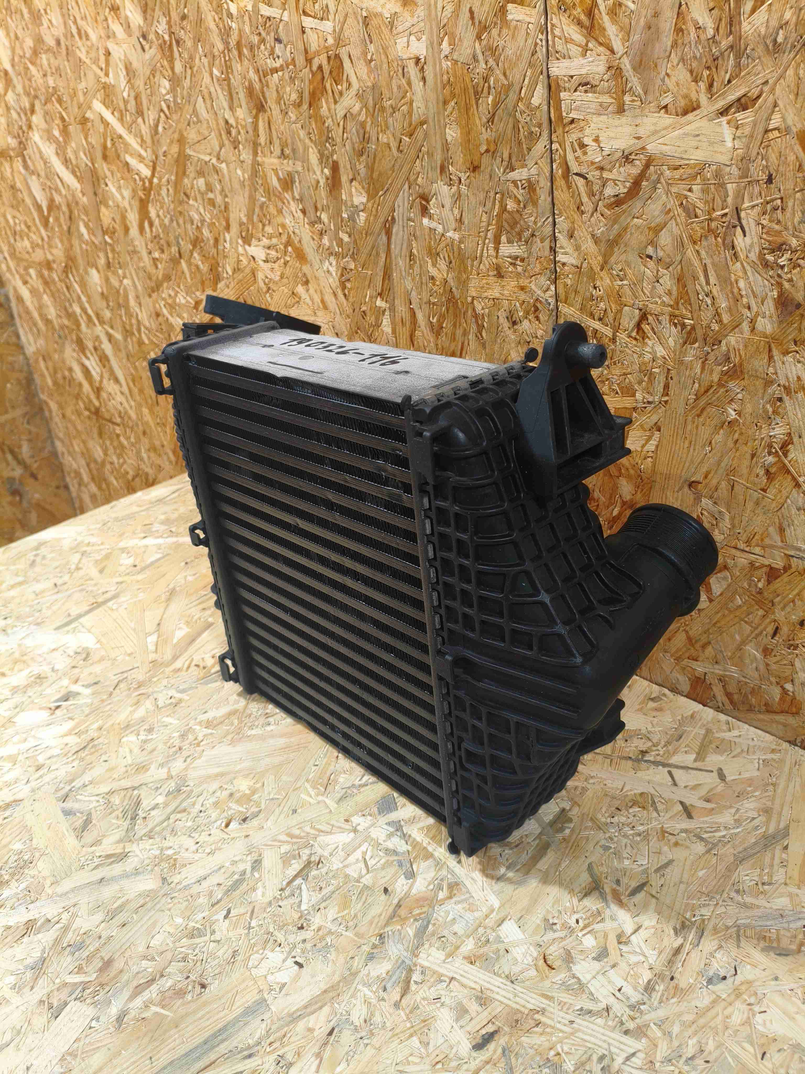 Интеркулер Porsche Cayenne 190326-116