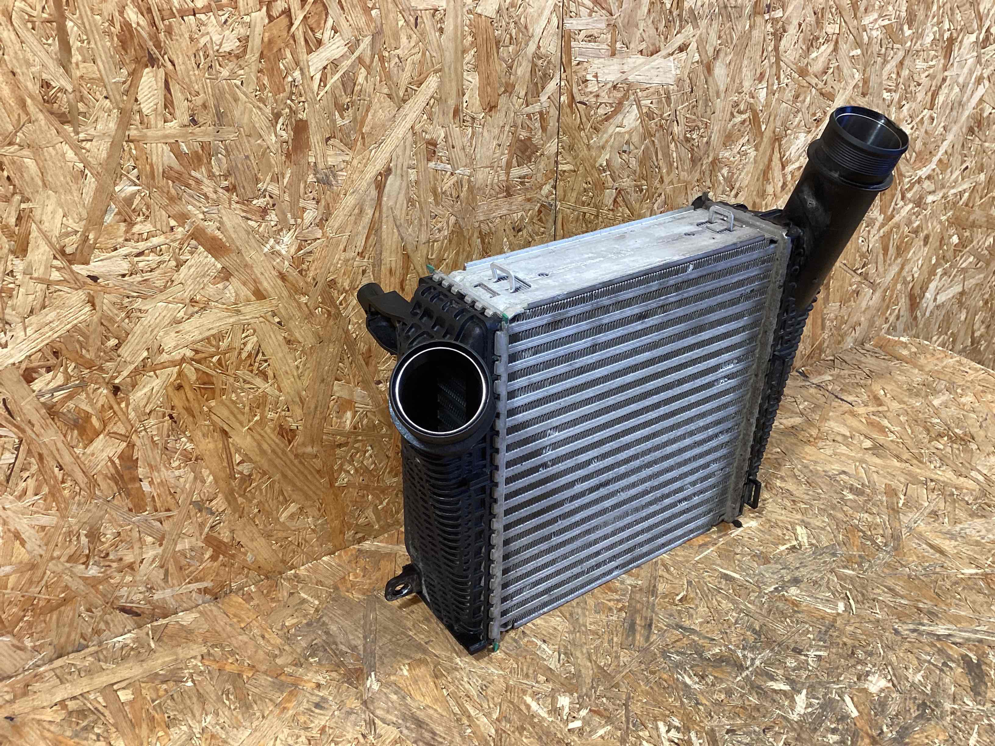 Интеркулер Porsche Panamera 190326-117