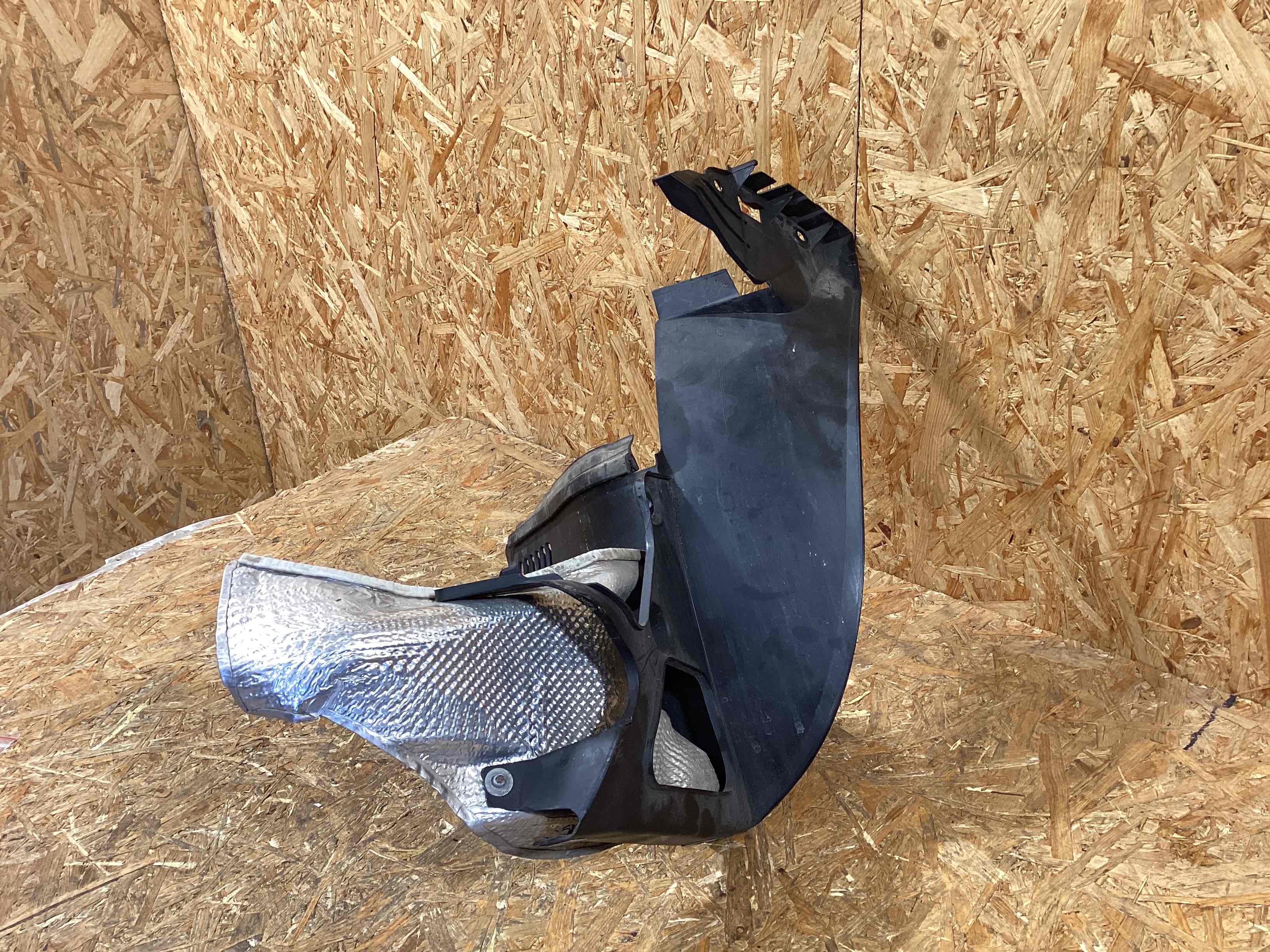 Крепление бампера Porsche Cayman 190326-119