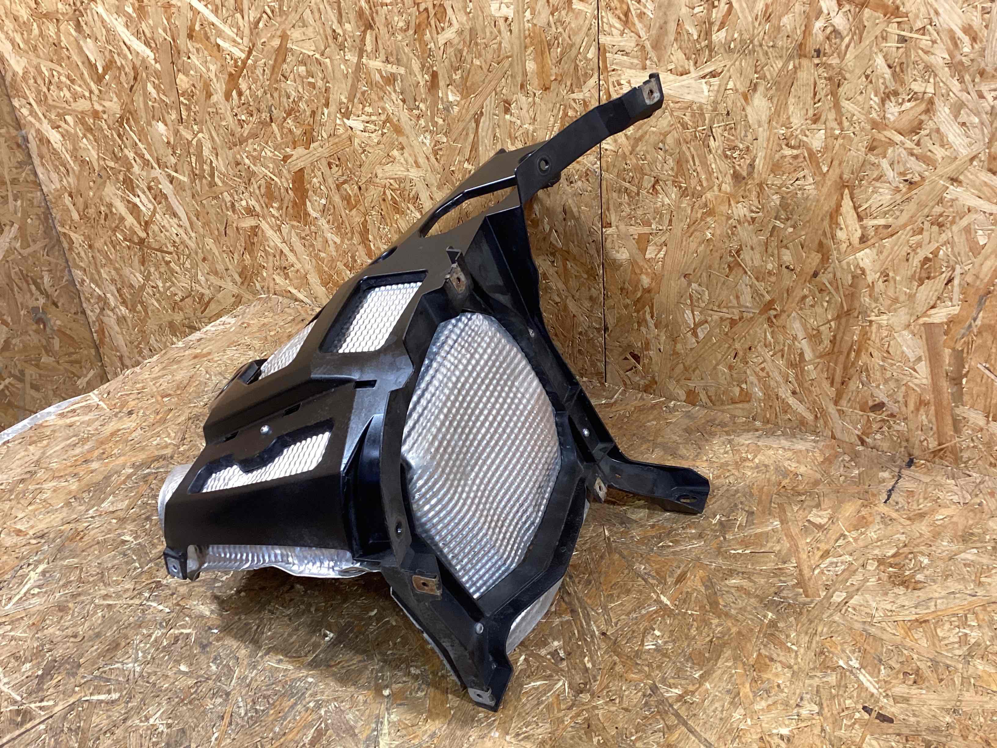 Крепление бампера Porsche Panamera 190326-120