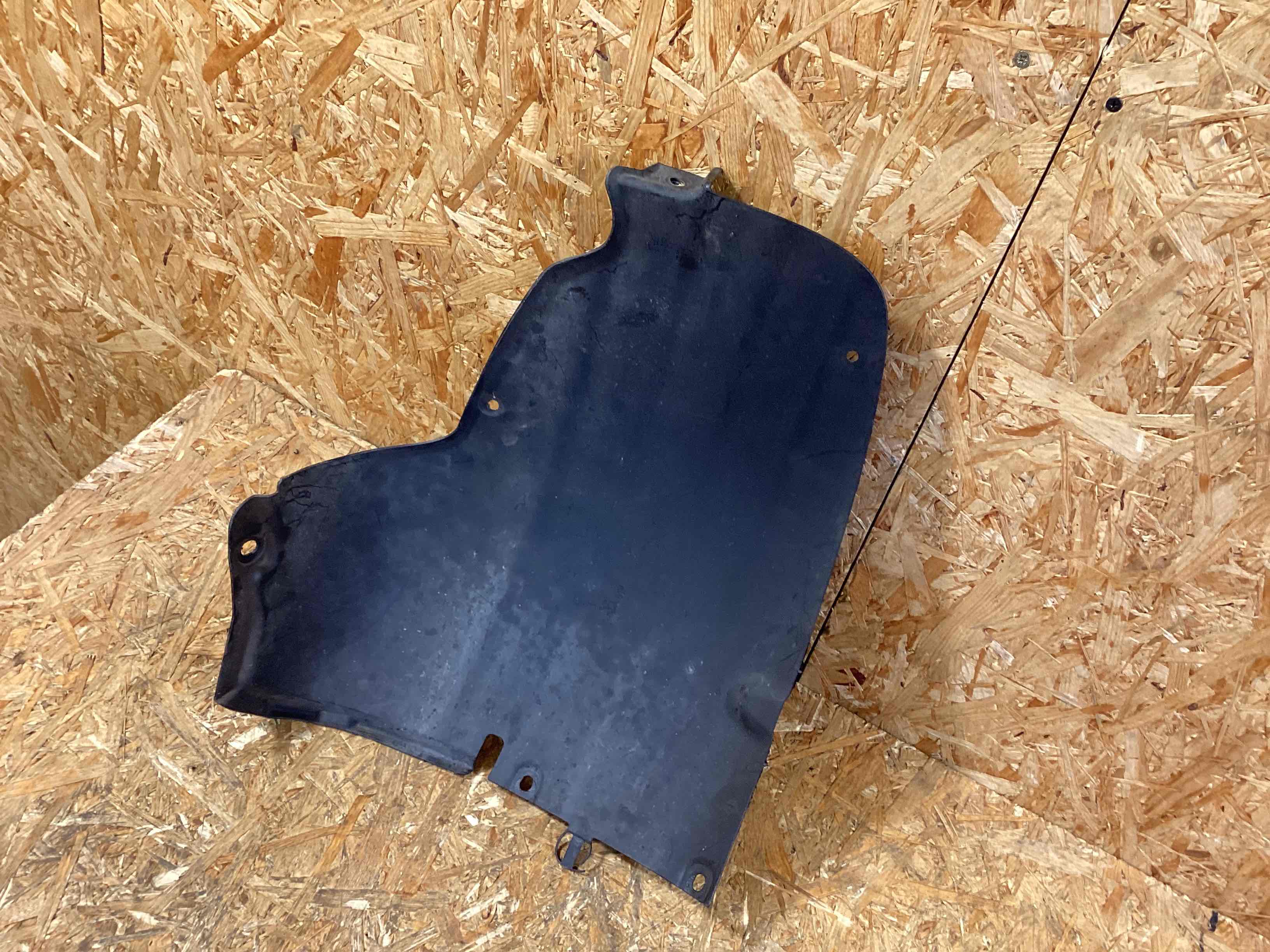 Защита арок задняя правая (подкрылок) Porsche 911 190326-126