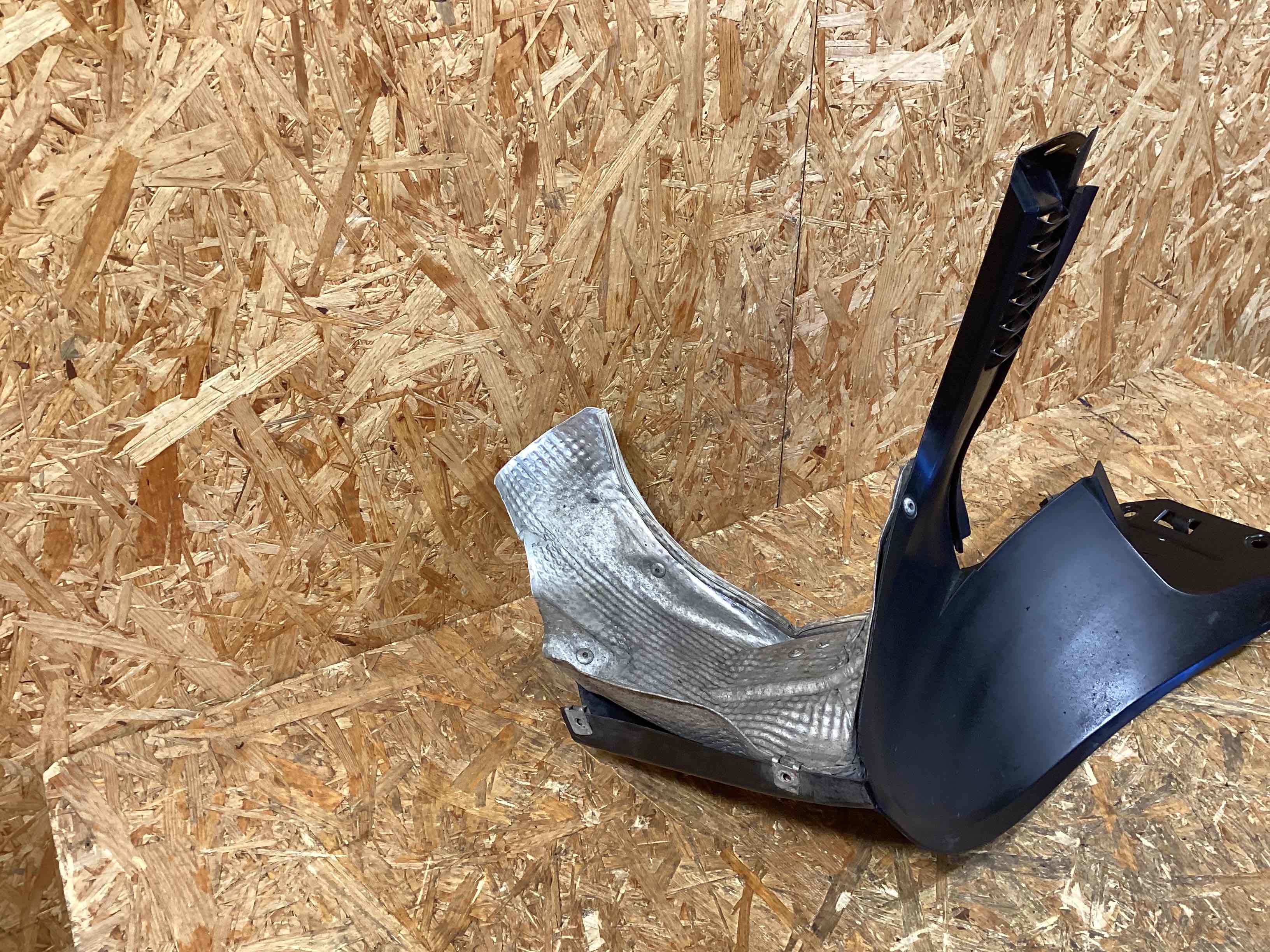 Крепление бампера Porsche Boxster 718 190326-129