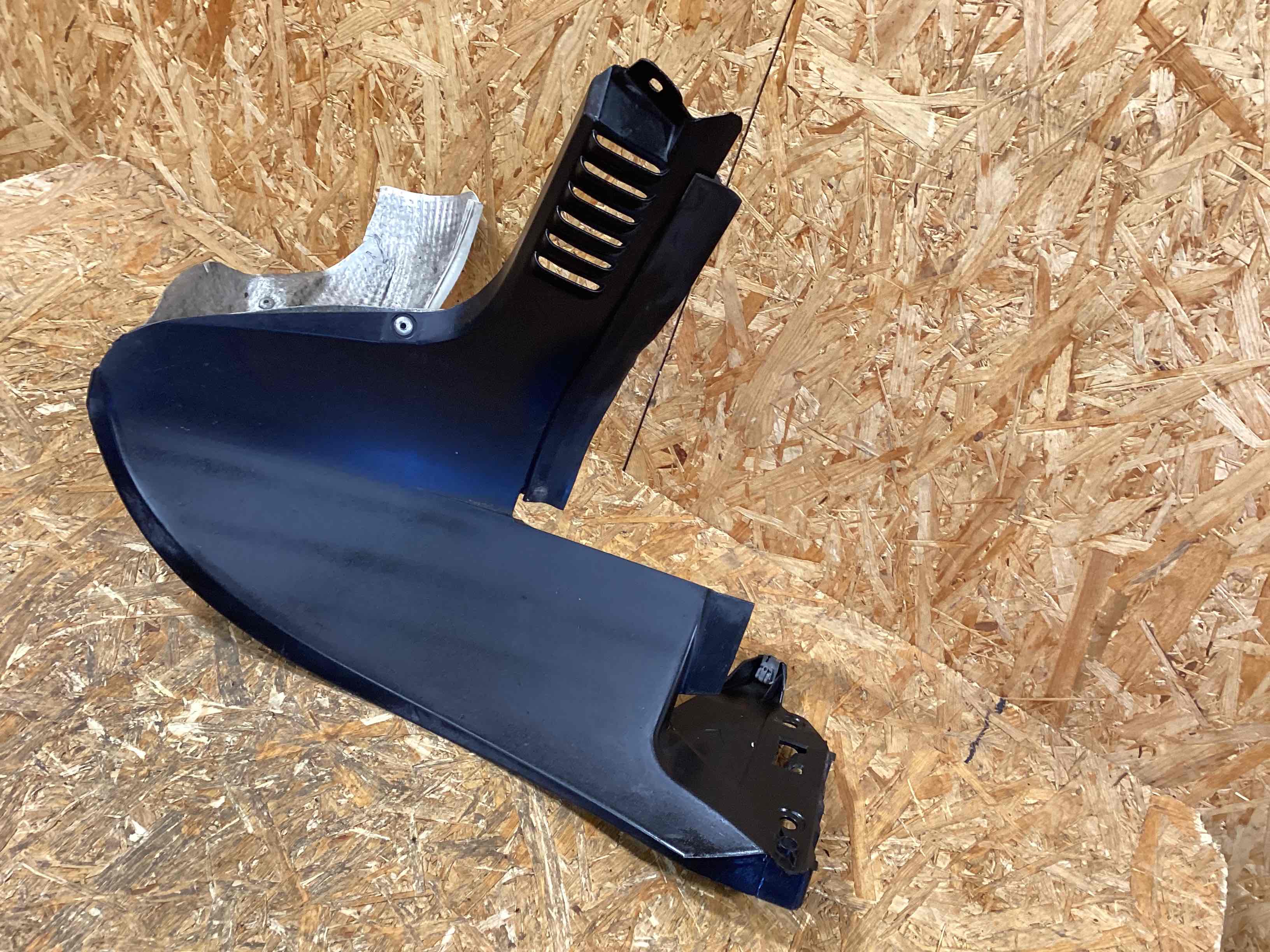 Крепление бампера Porsche Boxster 718 190326-129