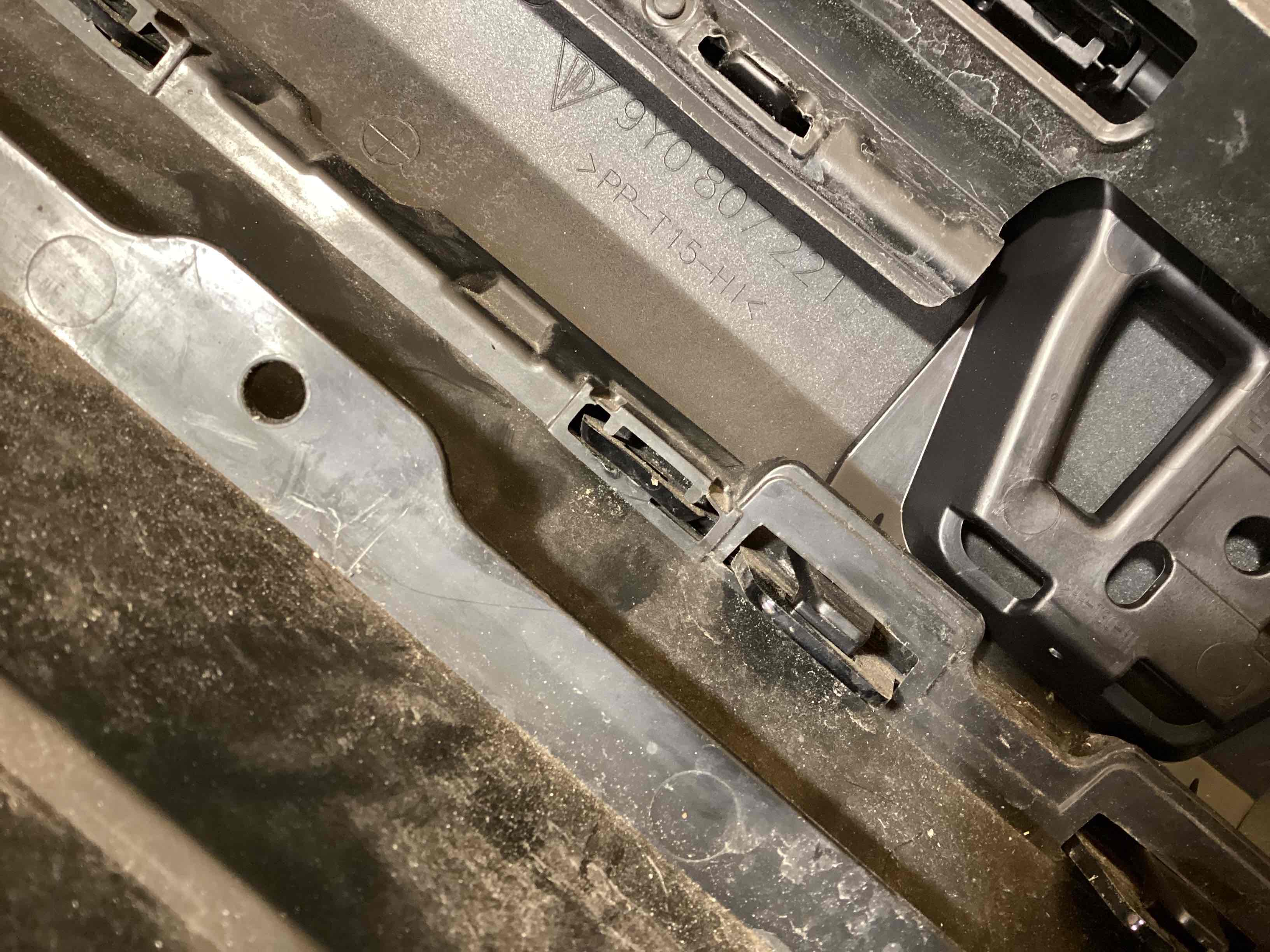 Бампер передний Porsche Cayenne 190326-131