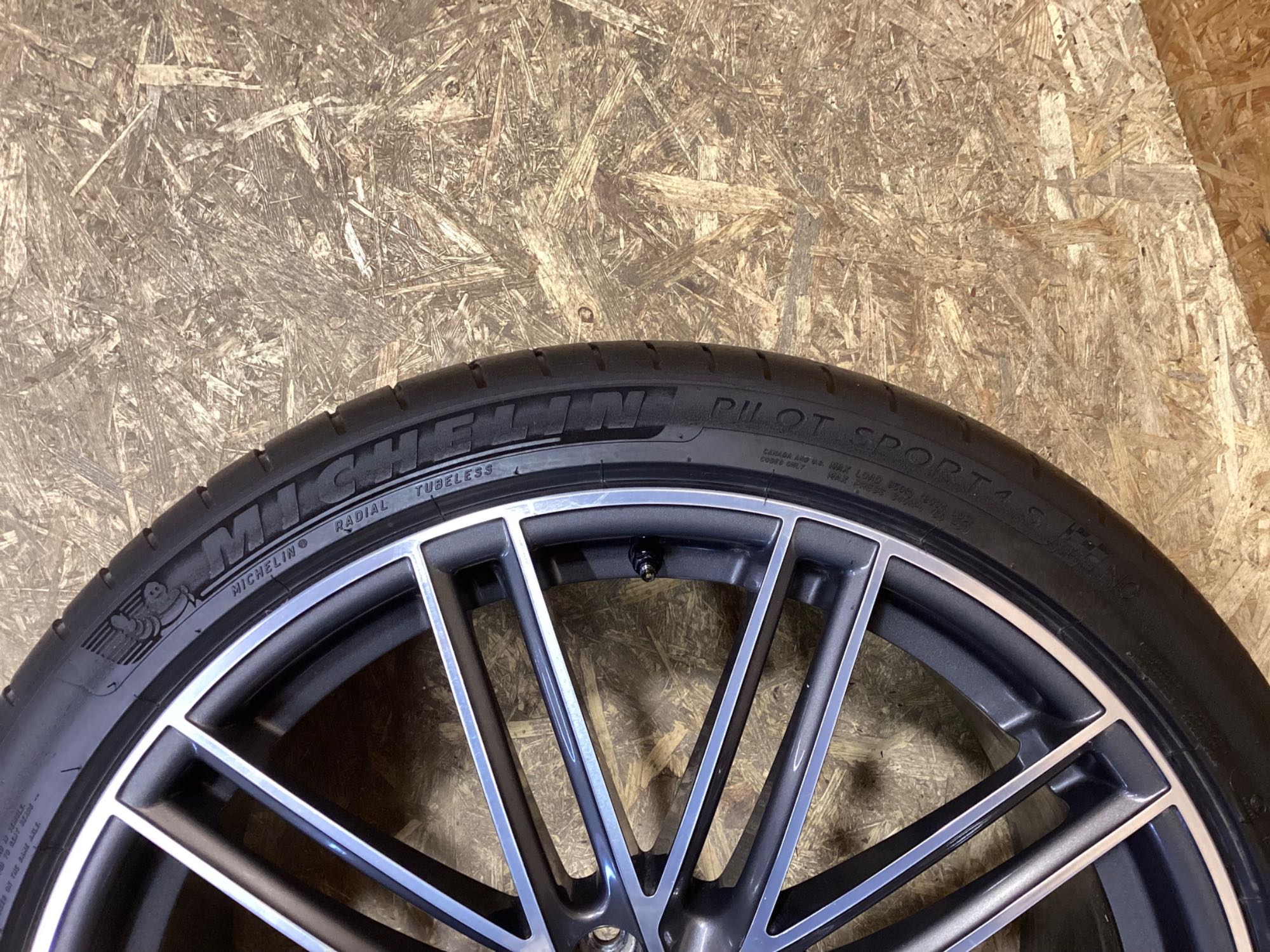 Колесо запасне, тримач, кронштейн, оббивка Porsche Cayenne 191026-101