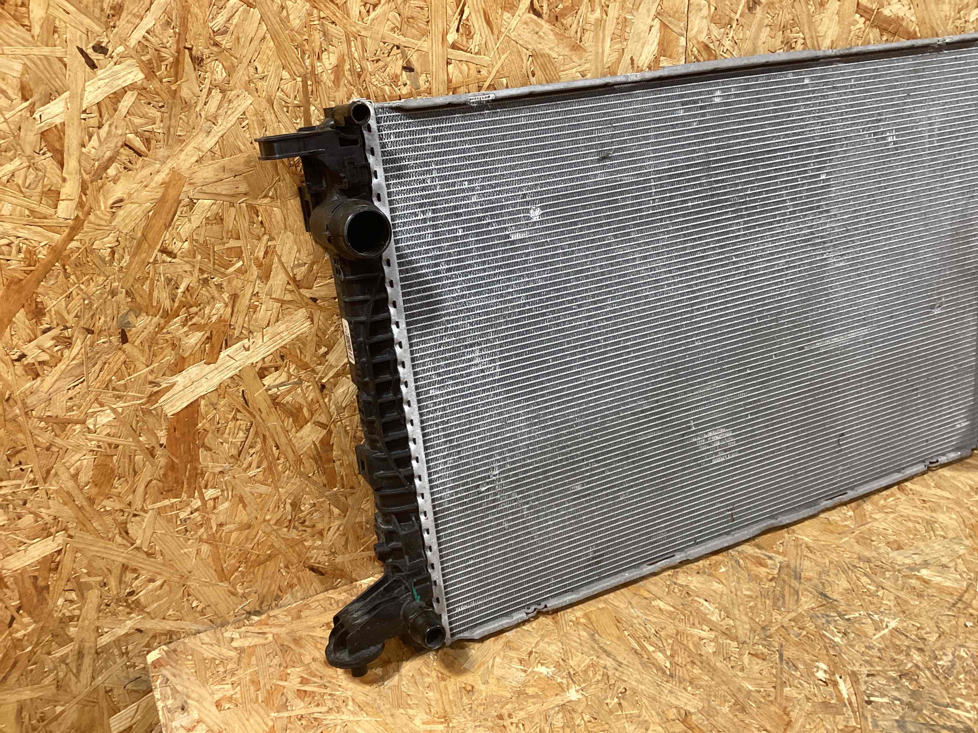 Радиатор (основной) Audi A6 191125-102