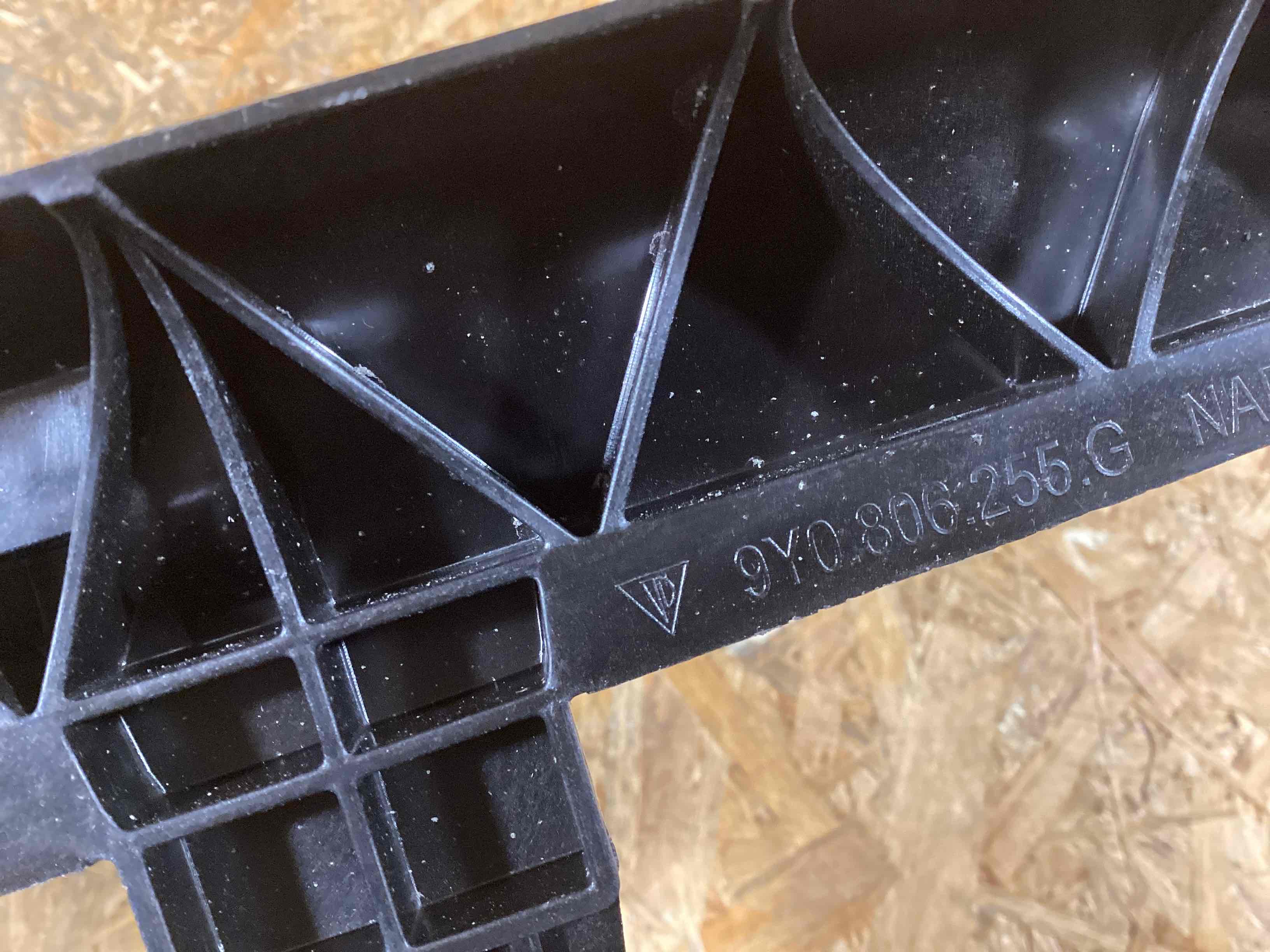 Жалюзи радиатора Porsche Cayenne 191125-103