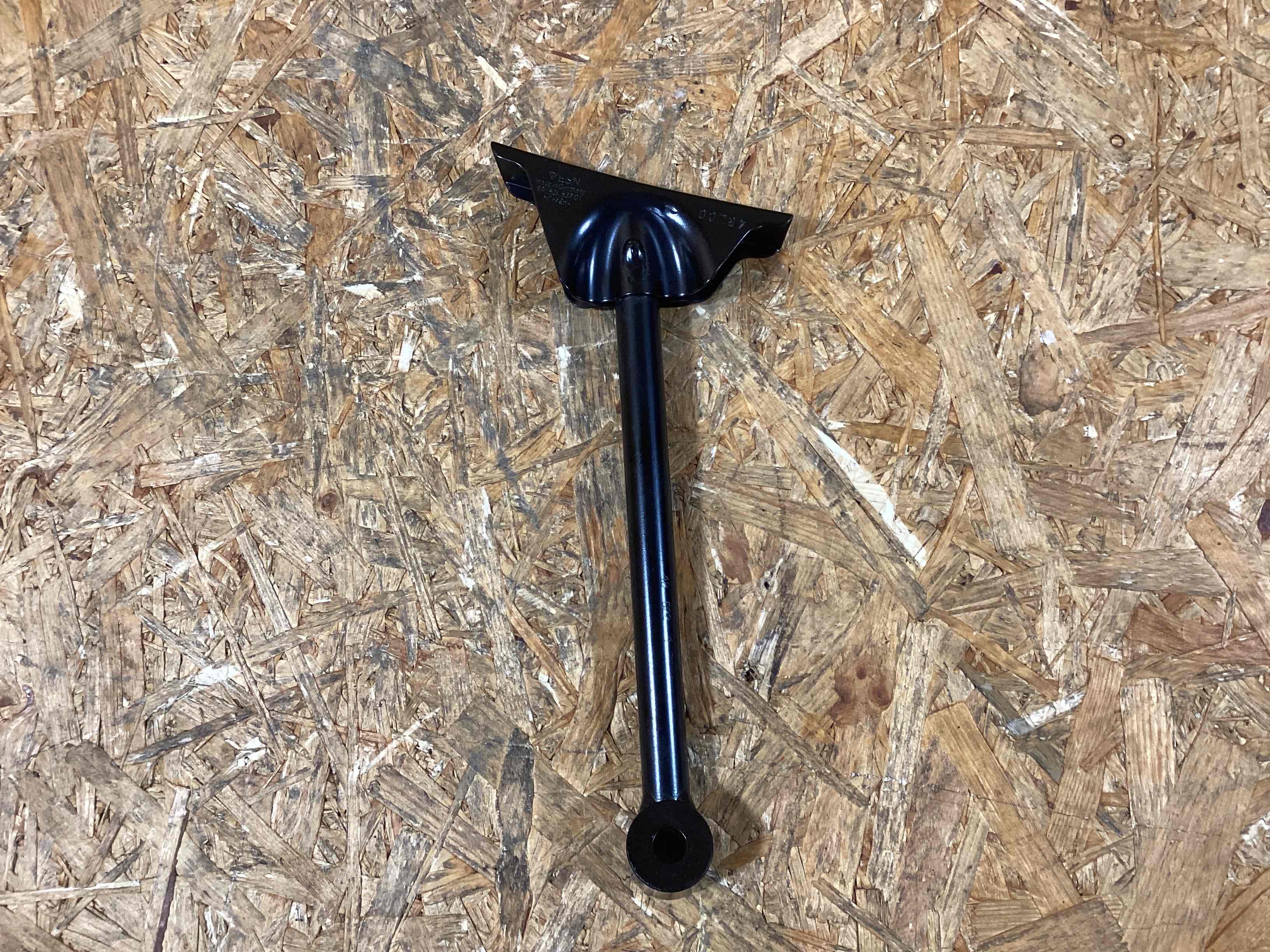 Крепление, кронштейн Porsche 911 191125-108