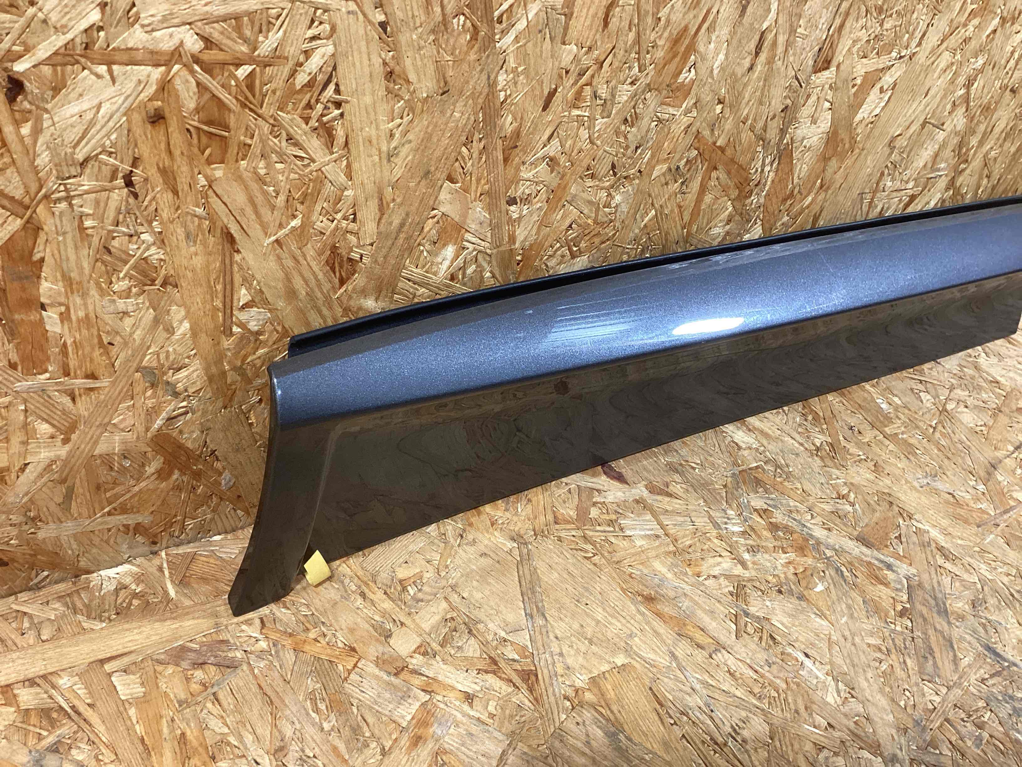 Молдинг двери задней левой Porsche Cayenne 191125-112