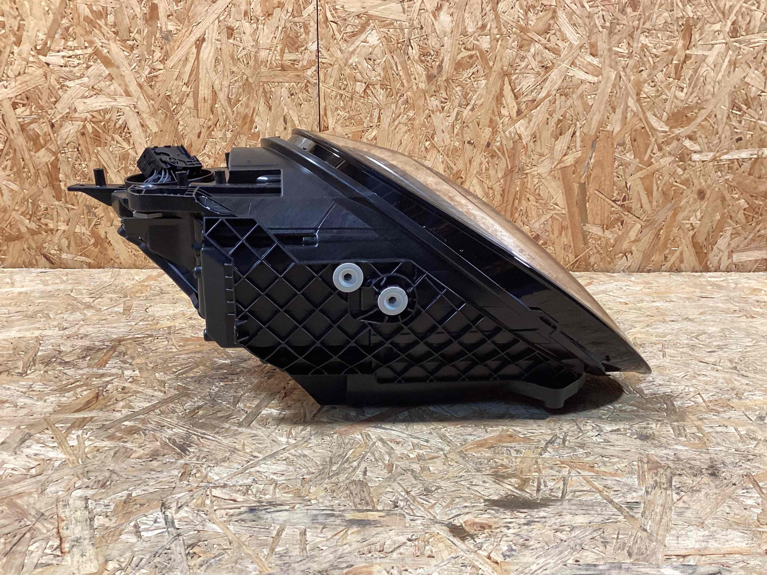 Фара левая Porsche 911 200225-118