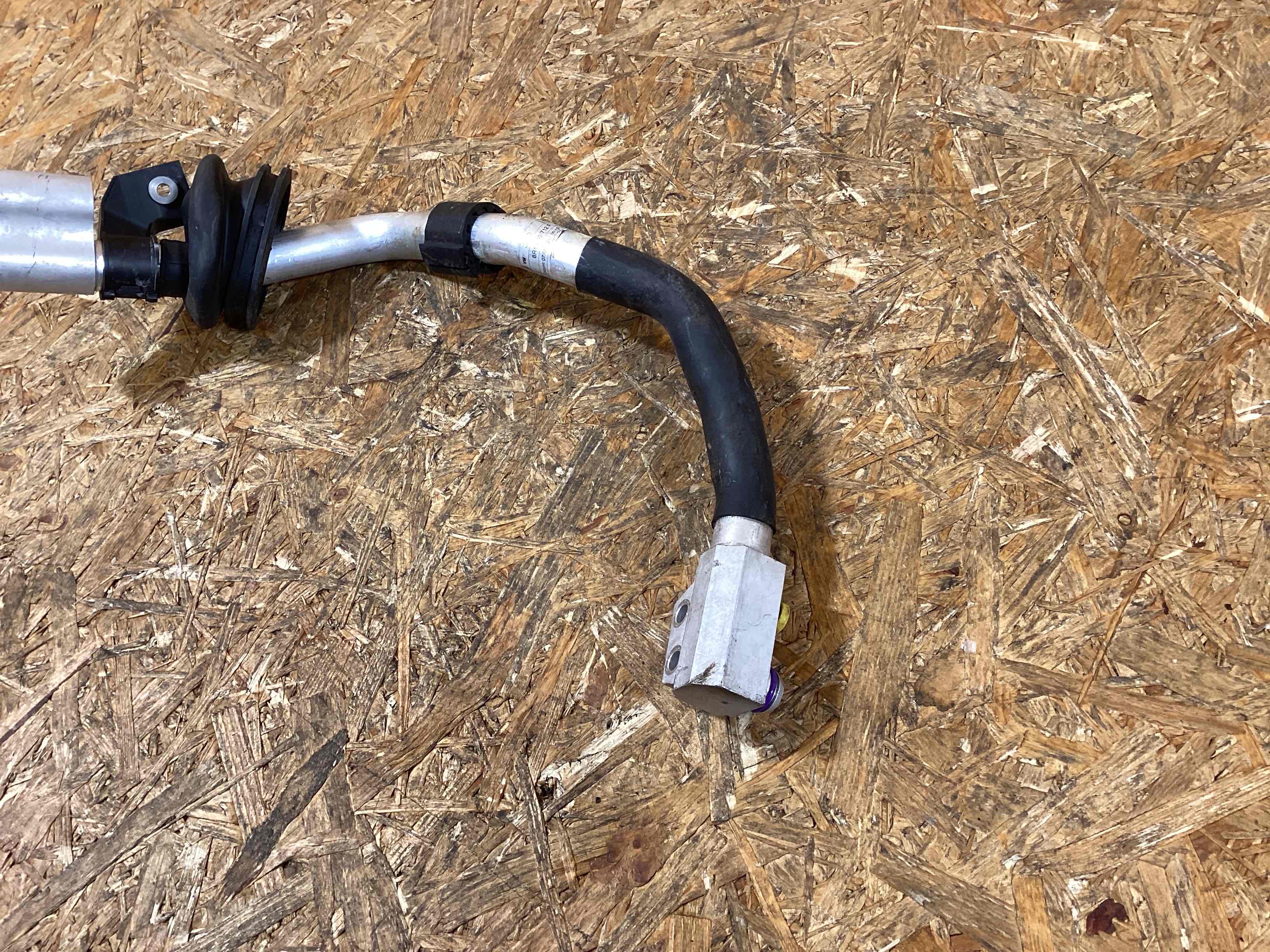 Патрубок Porsche Macan 200226-105