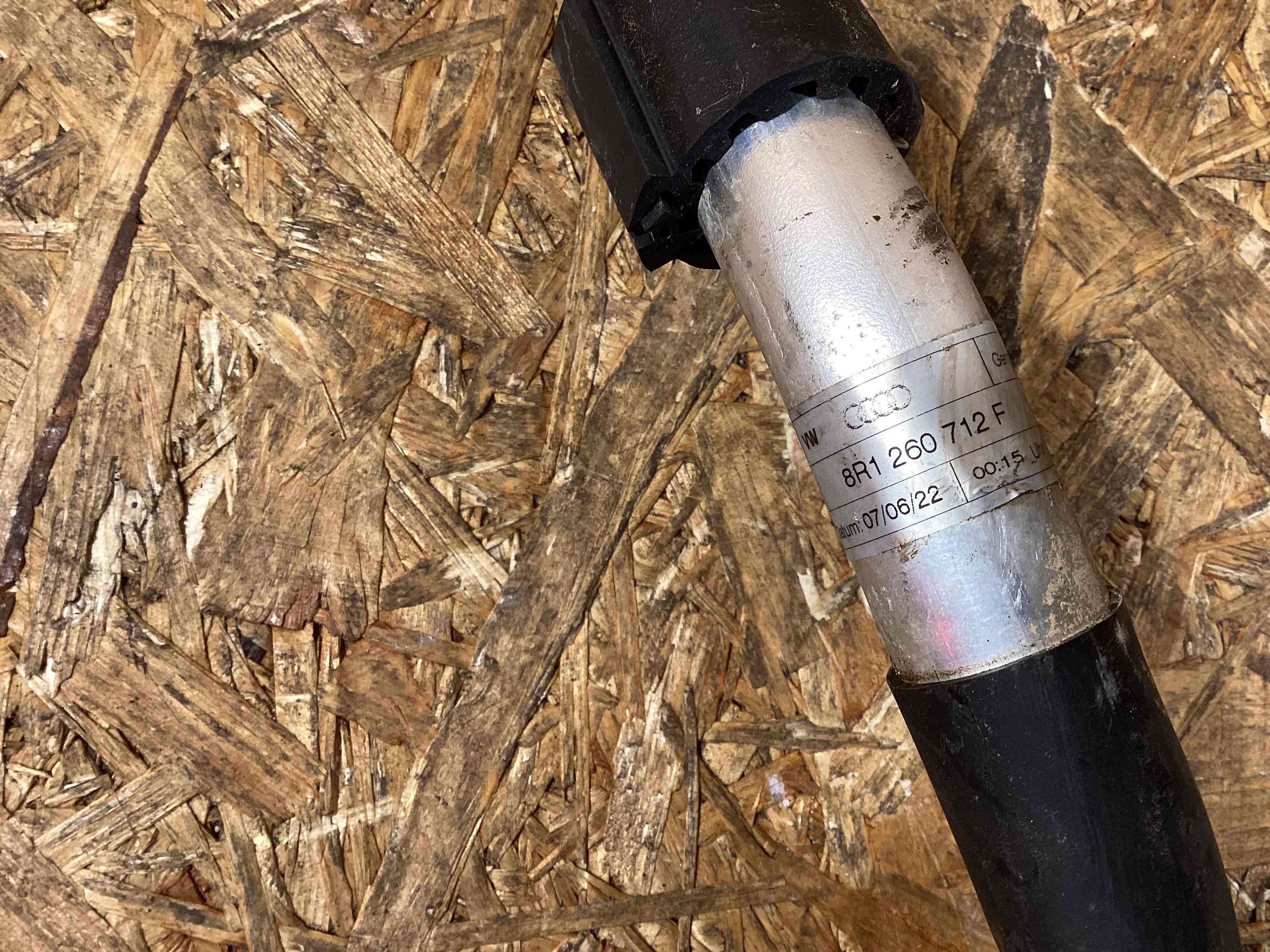 Патрубок Porsche Macan 200226-105